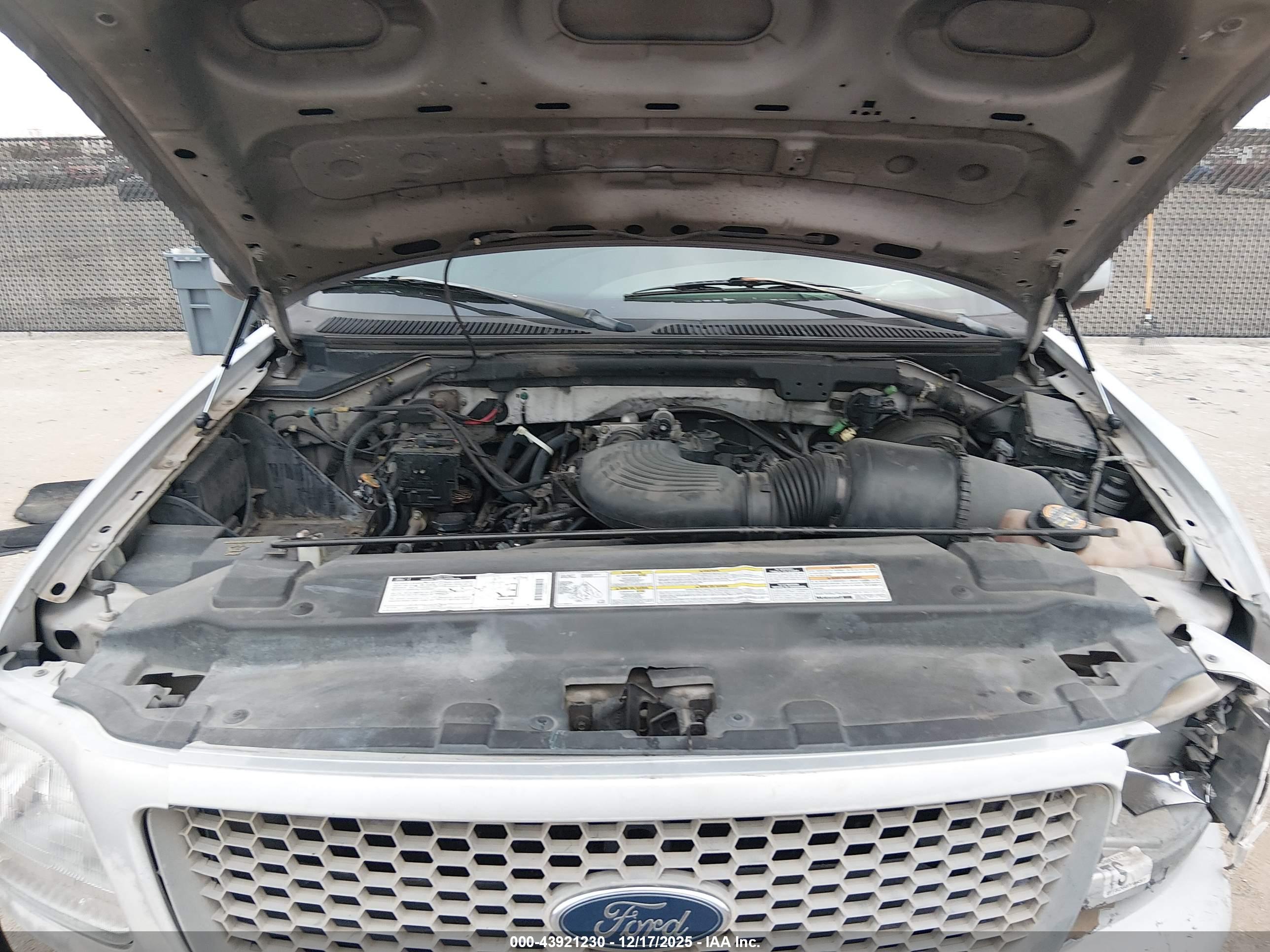 FORD F-150 image 10