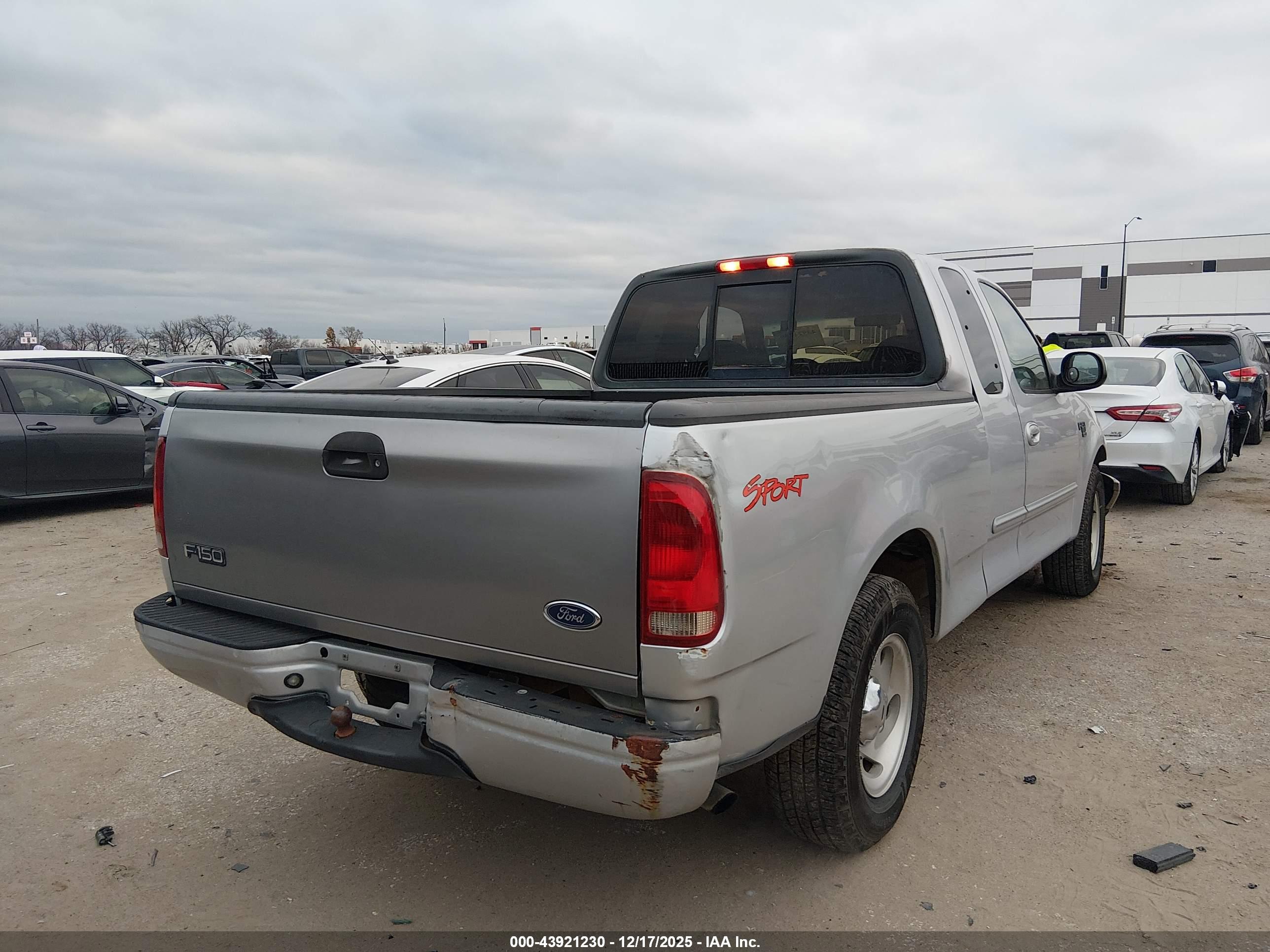 FORD F-150 image 4