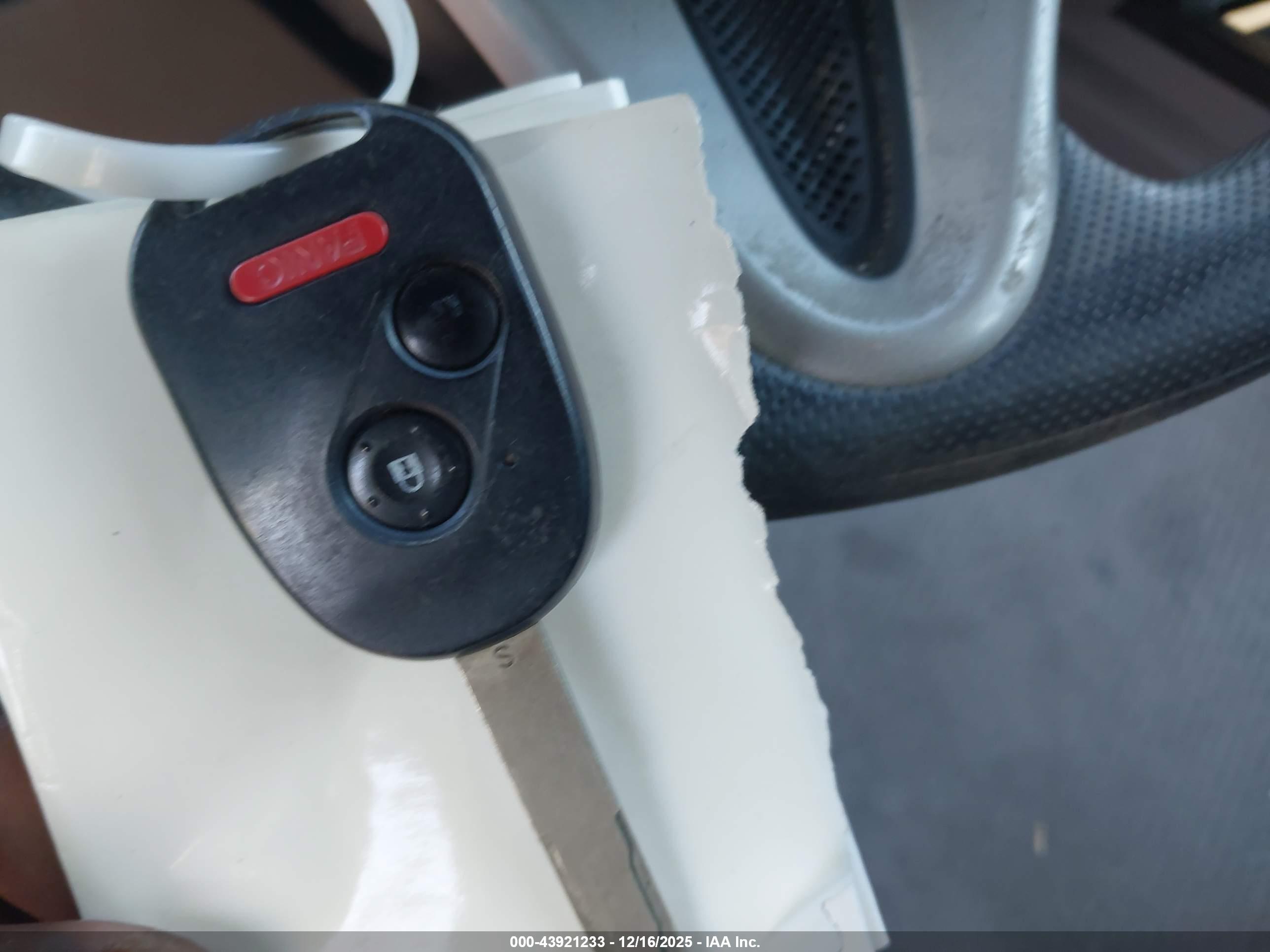 HONDA CIVIC image 11