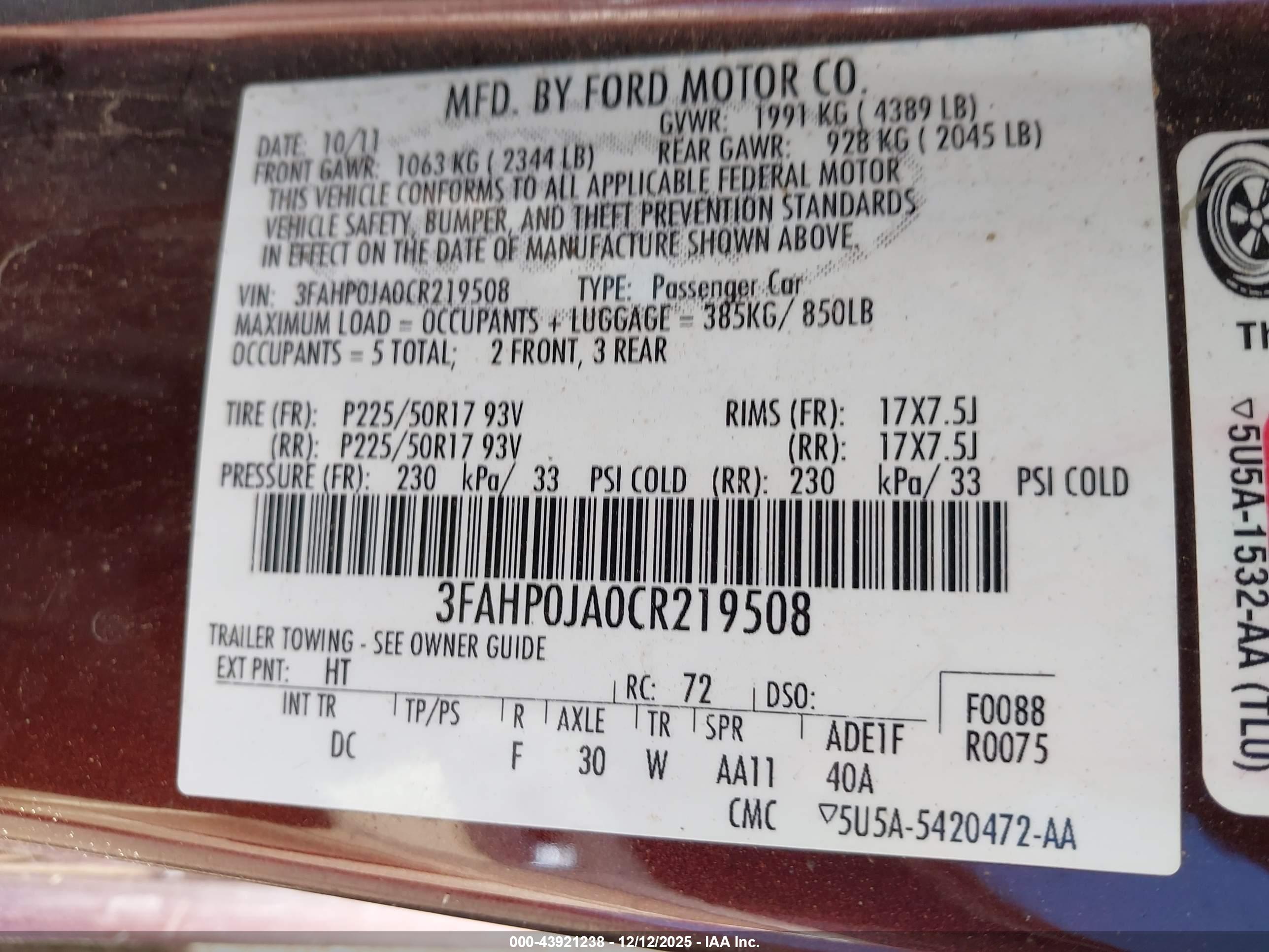 FORD FUSION image 9