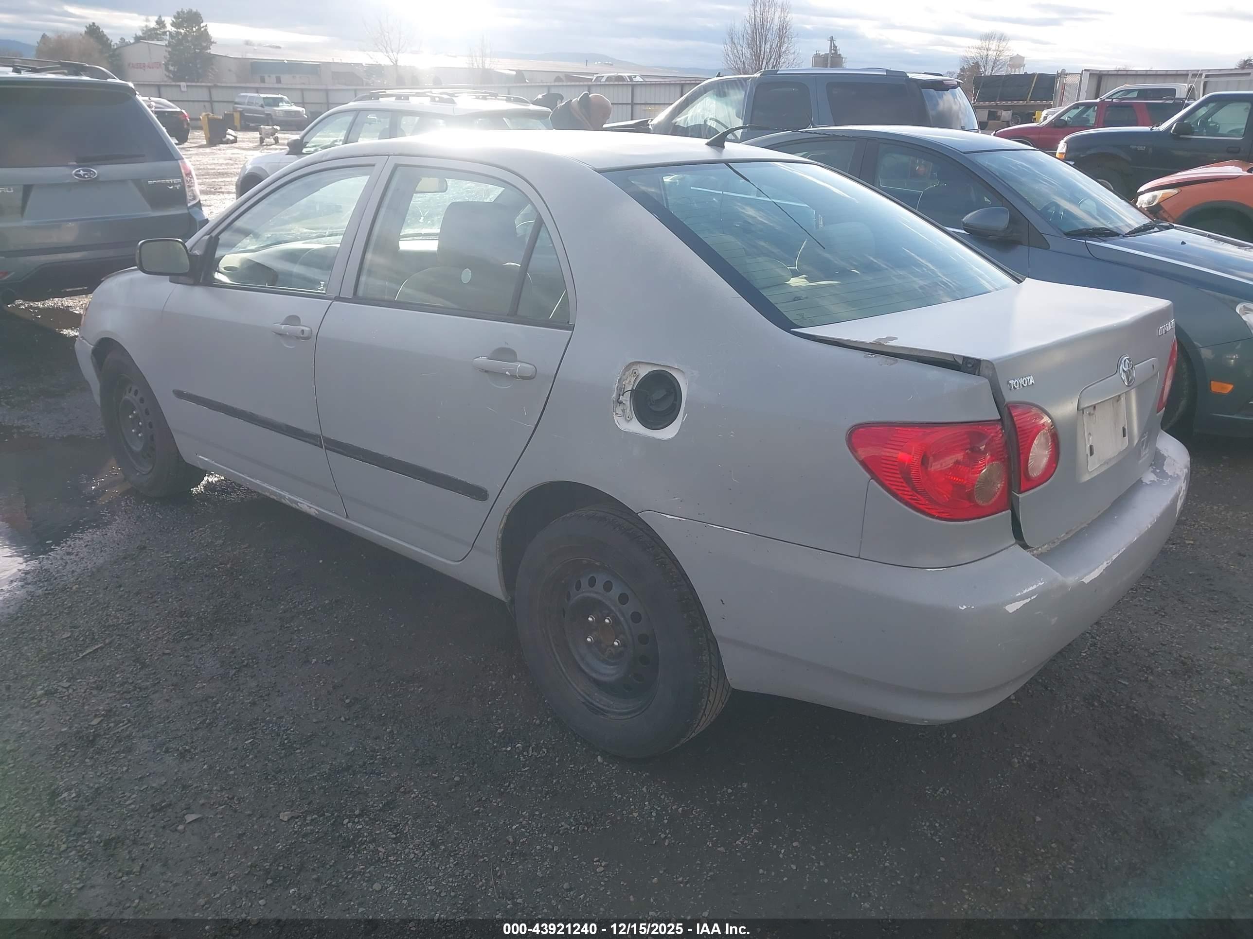 TOYOTA COROLLA image 3