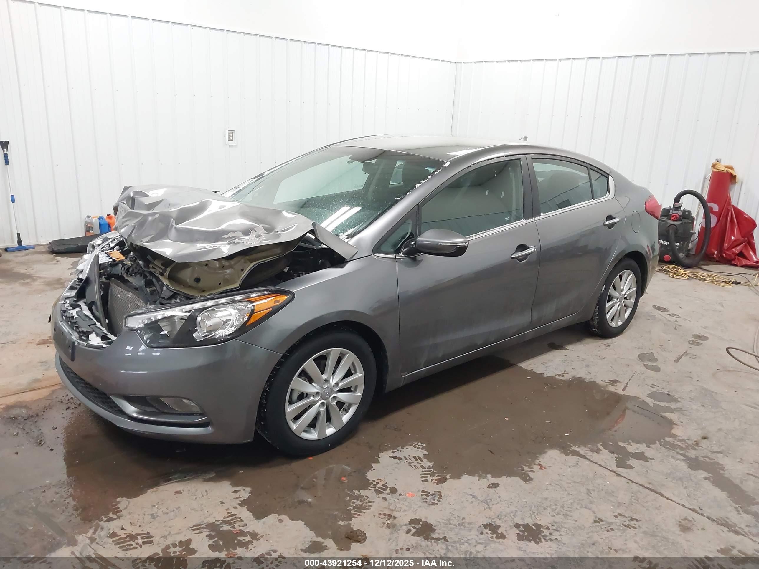 KIA FORTE image 2