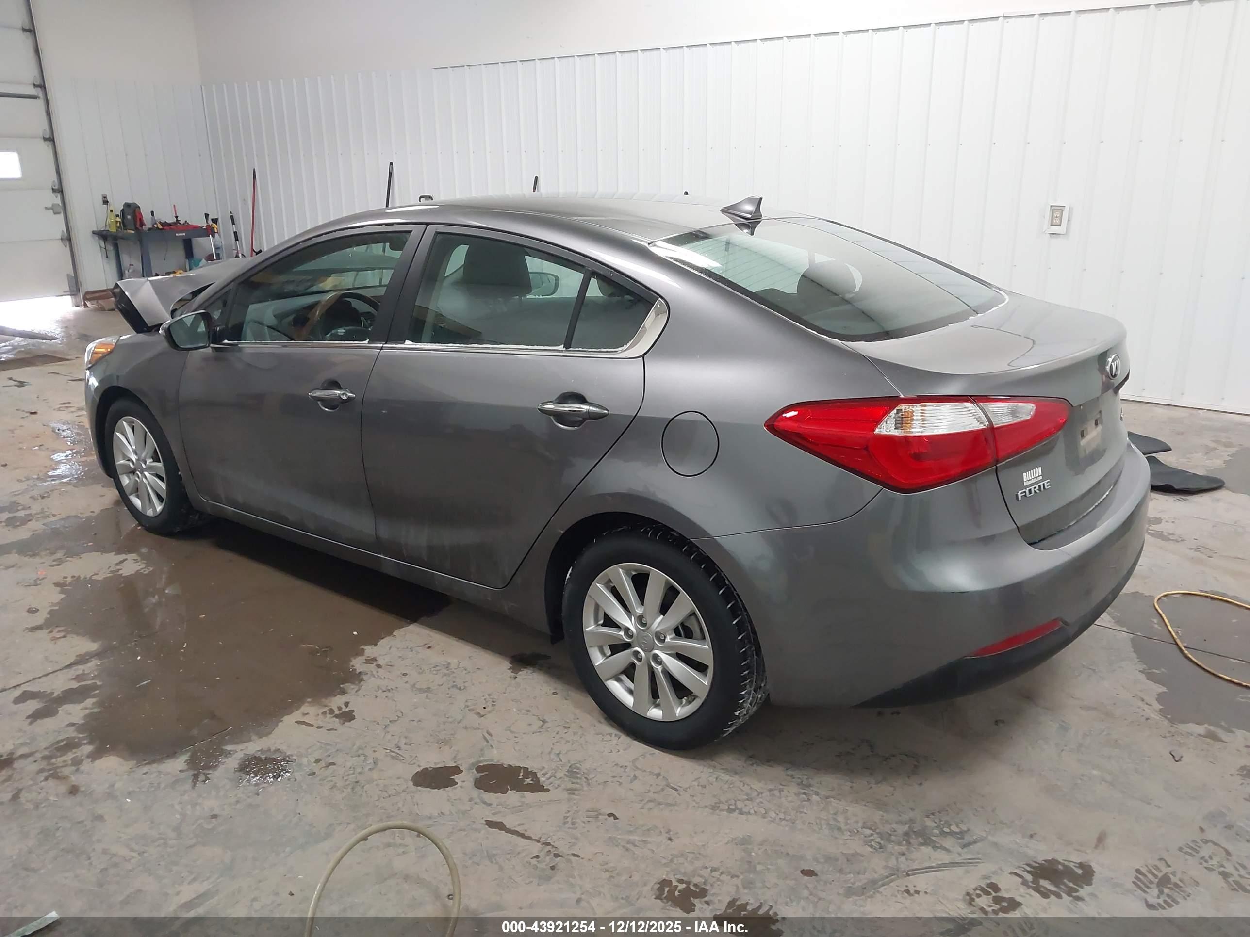 KIA FORTE image 3