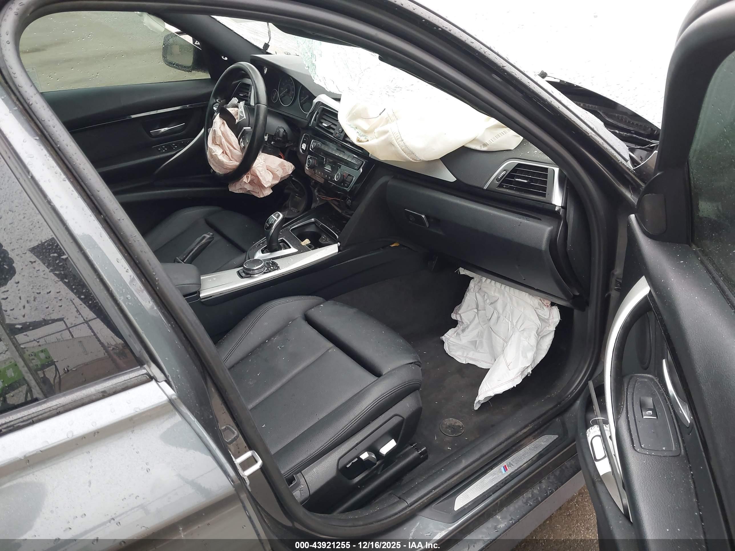 BMW 328I image 5