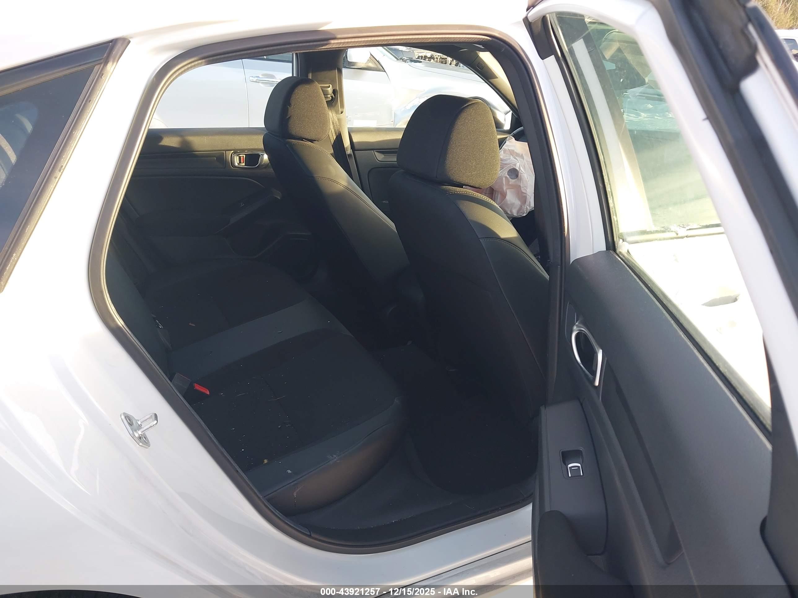HONDA CIVIC image 8