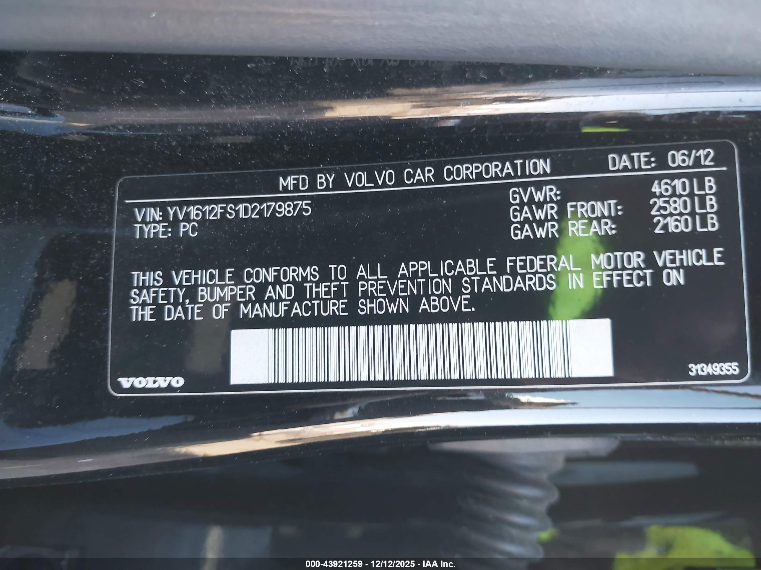 VOLVO S60 image 9
