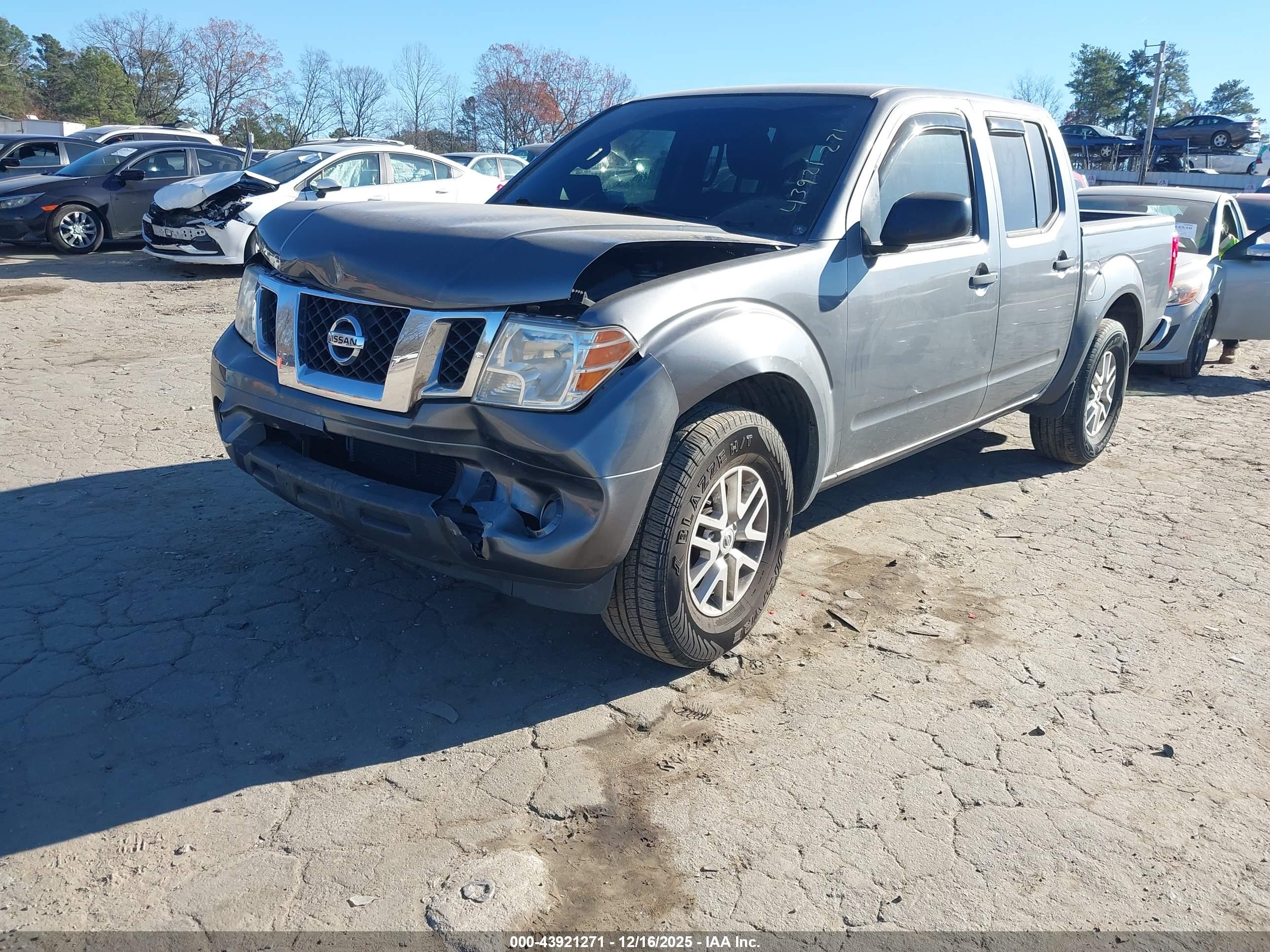 NISSAN FRONTIER image 2