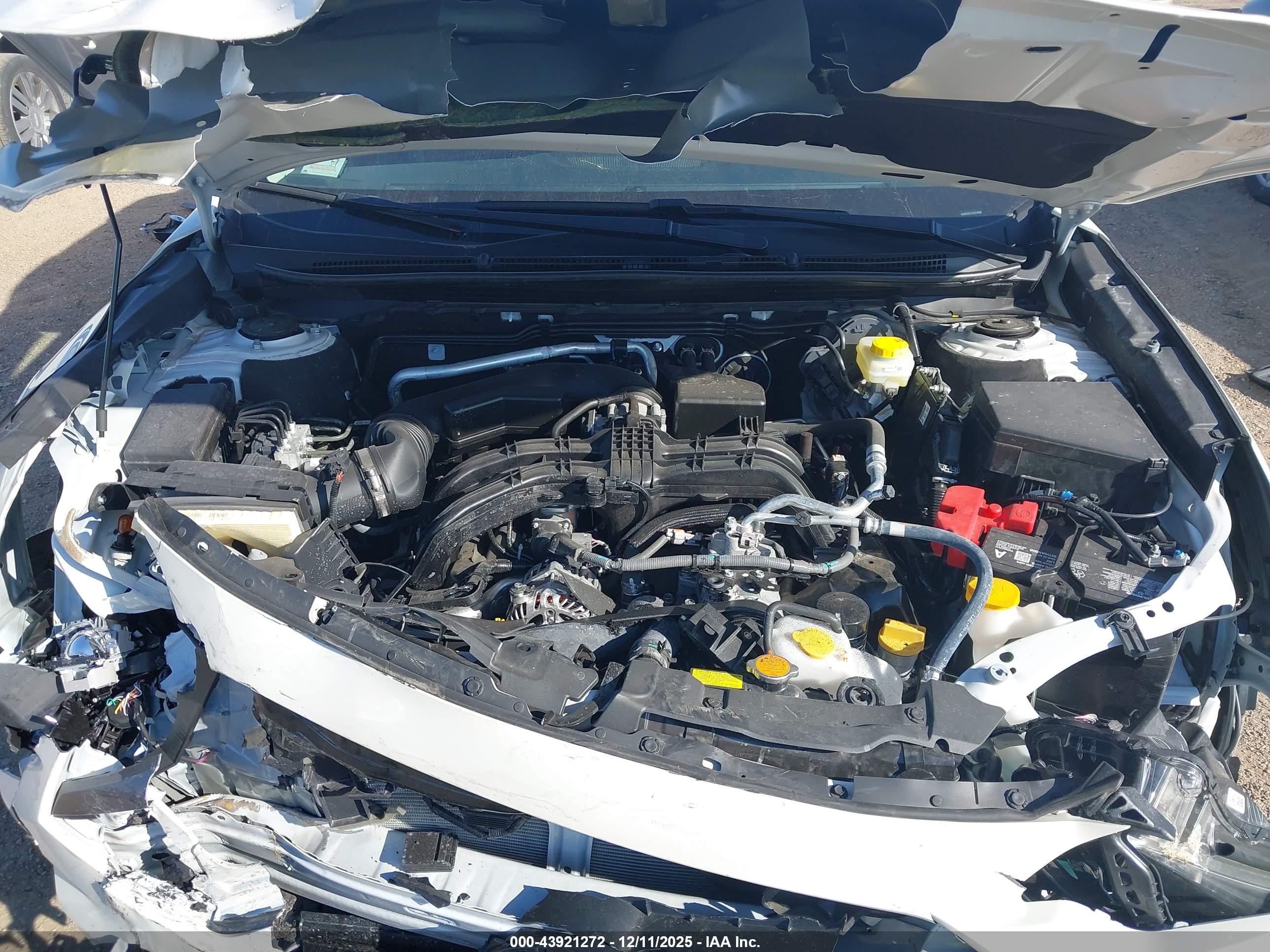 SUBARU OUTBACK image 10