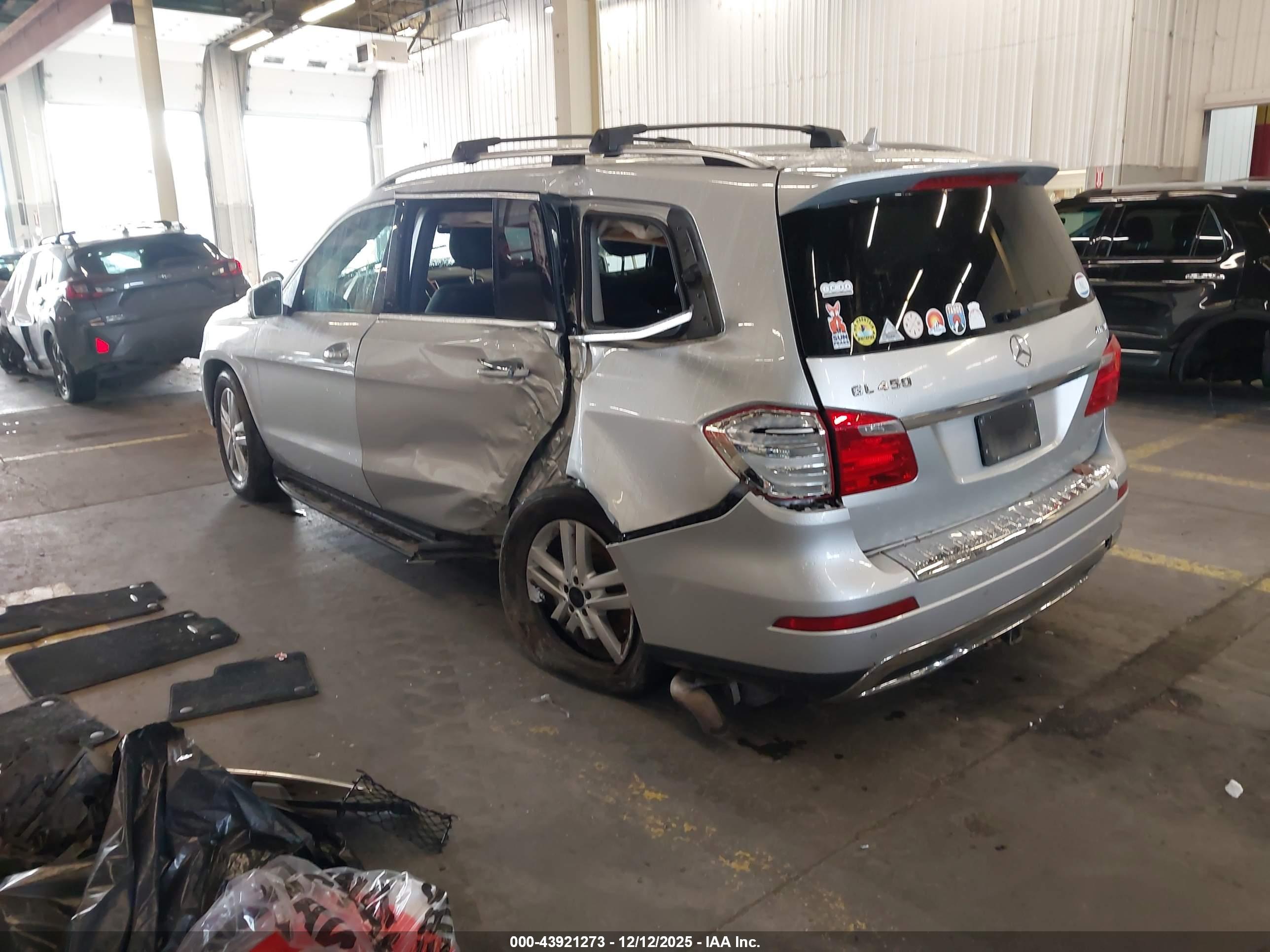 MERCEDES-BENZ GL image 3