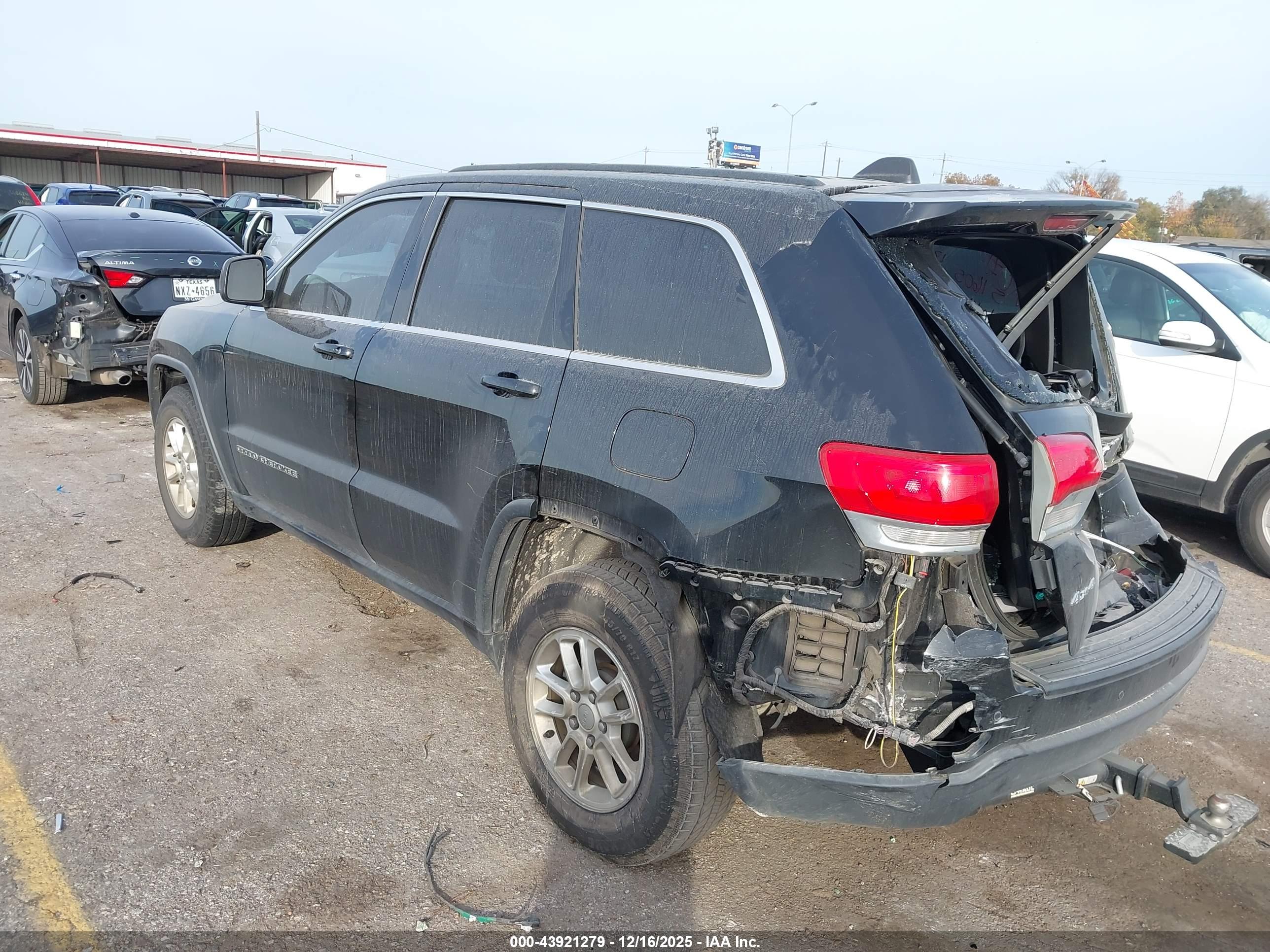 JEEP GRAND image 3
