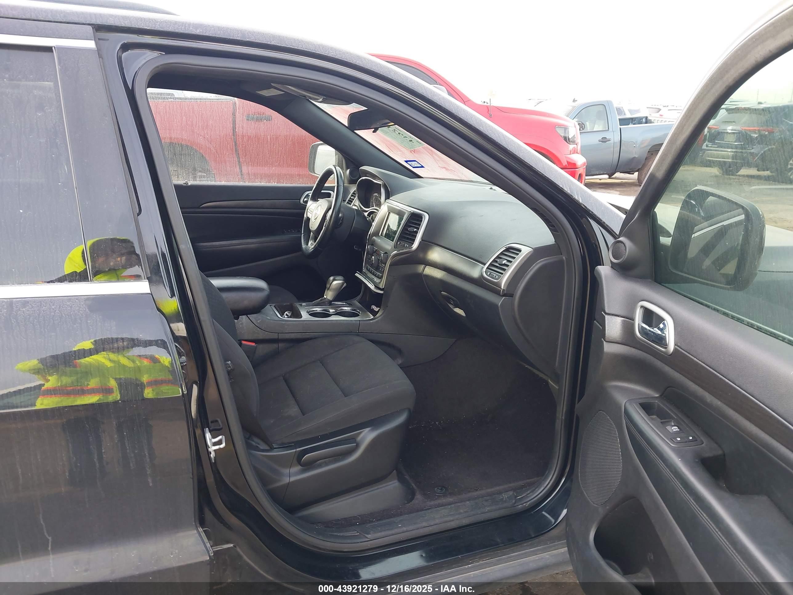 JEEP GRAND image 5