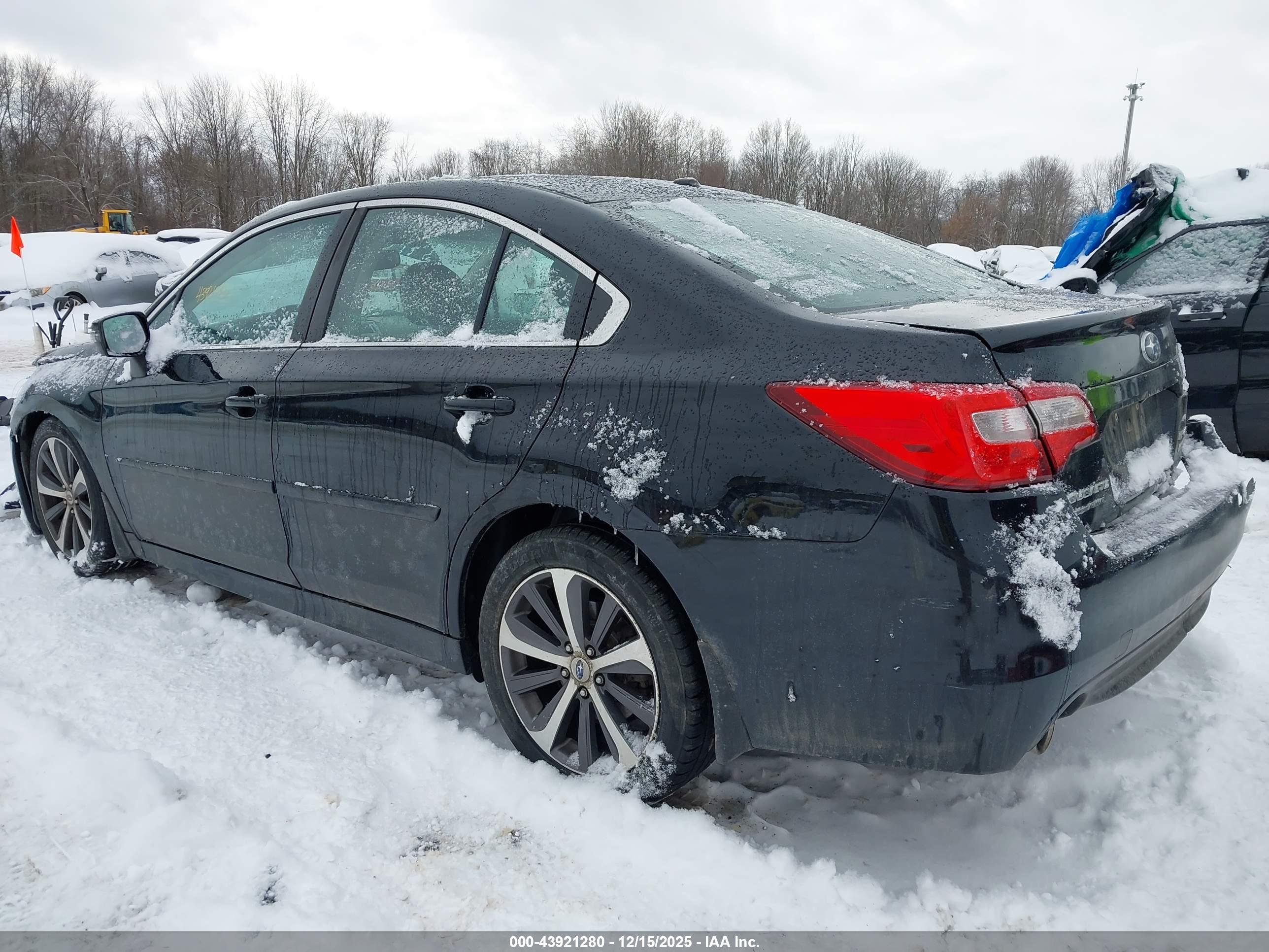 SUBARU LEGACY image 3