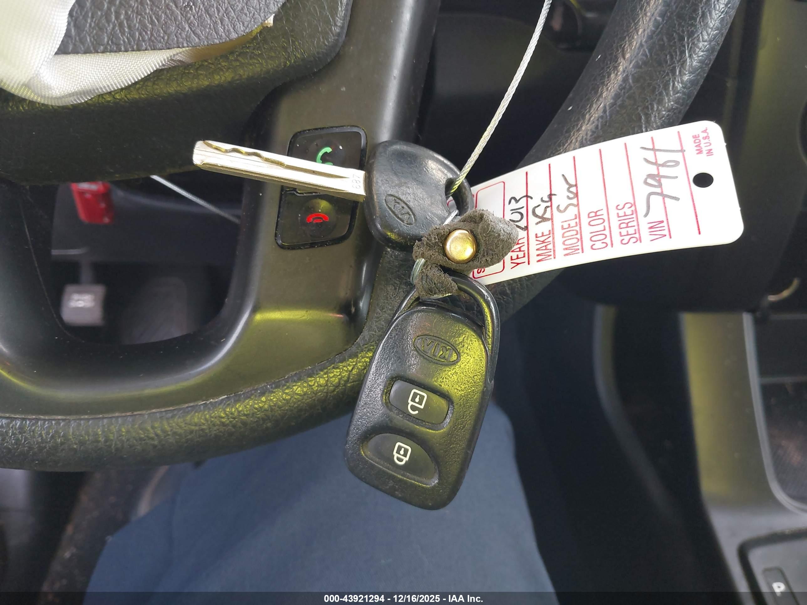 KIA SORENTO image 11