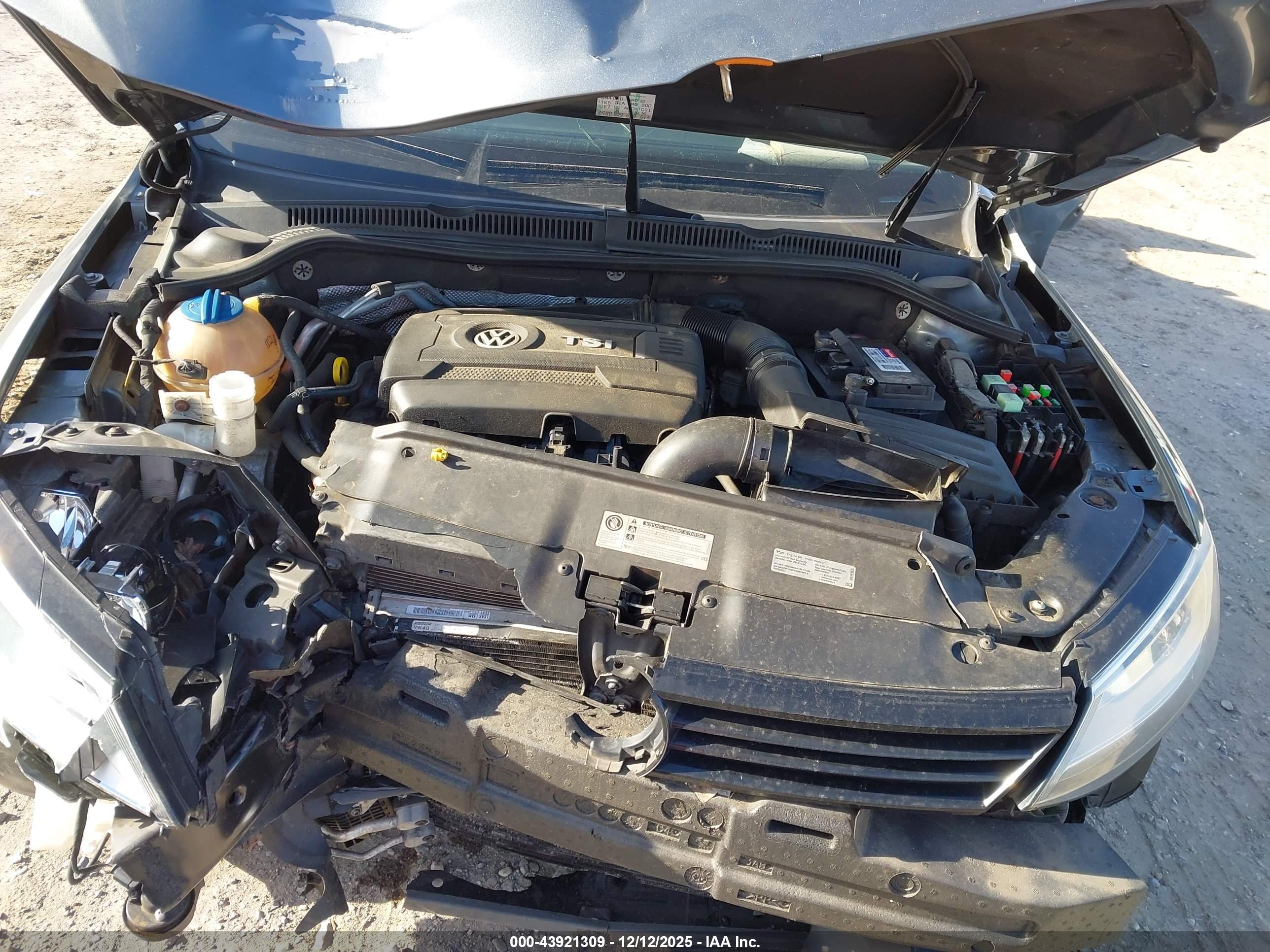 VOLKSWAGEN JETTA image 10