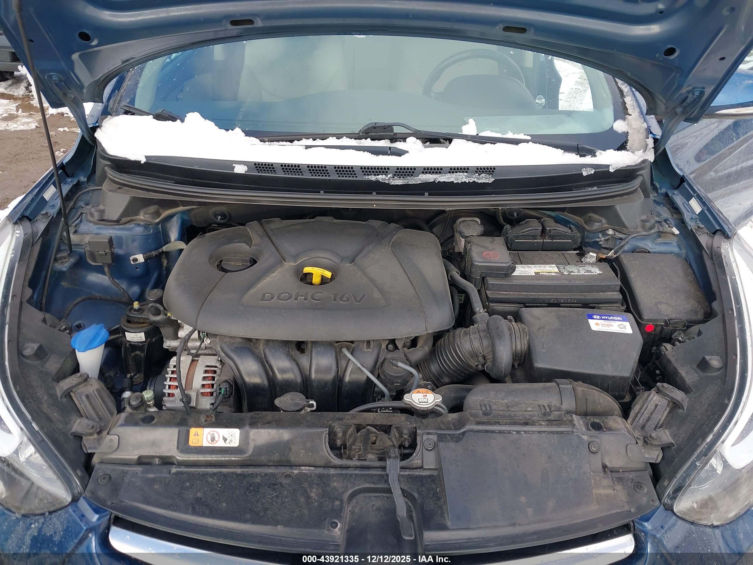 HYUNDAI ELANTRA image 10