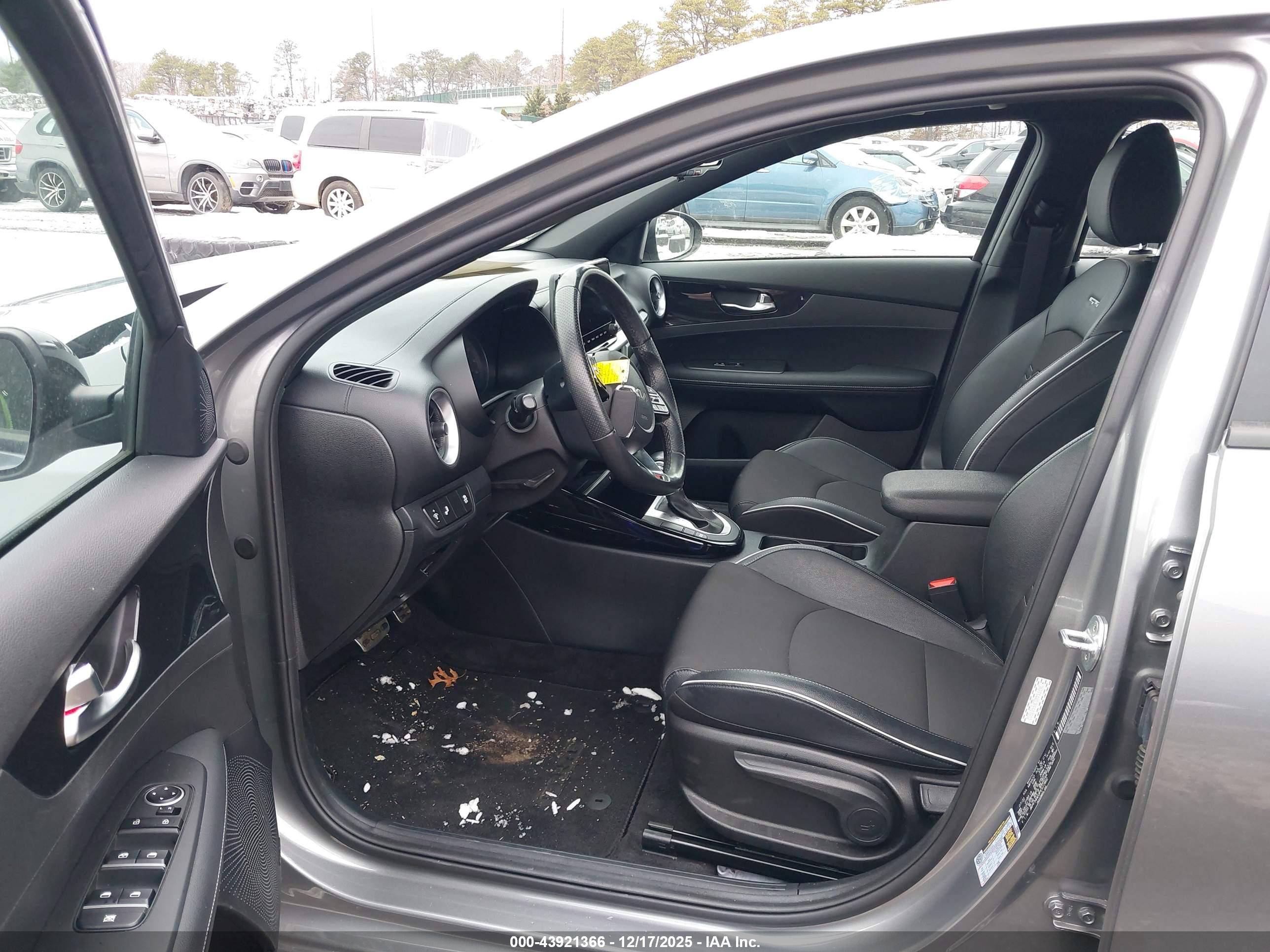 KIA FORTE image 5