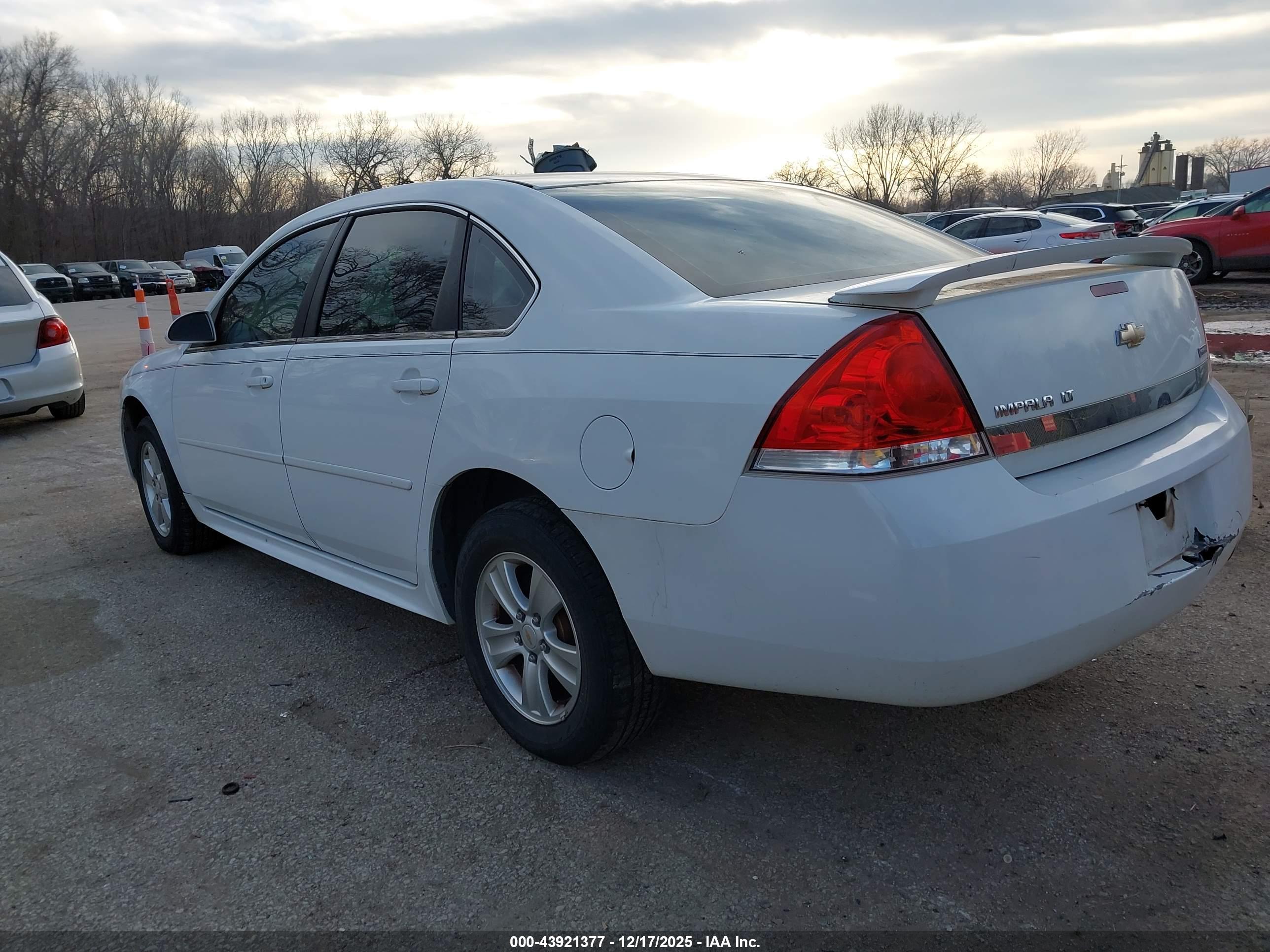 CHEVROLET IMPALA image 3