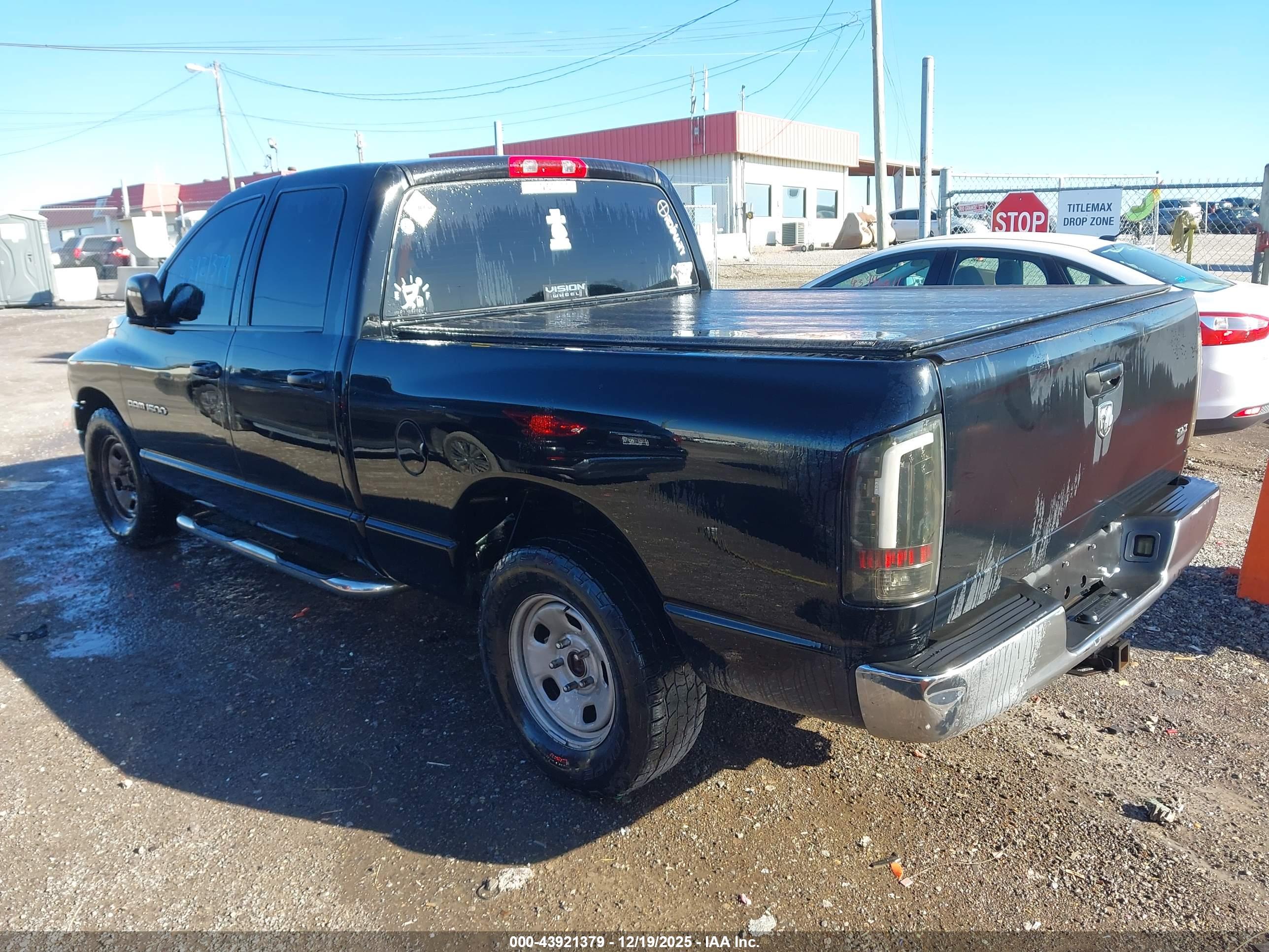 DODGE RAM image 3