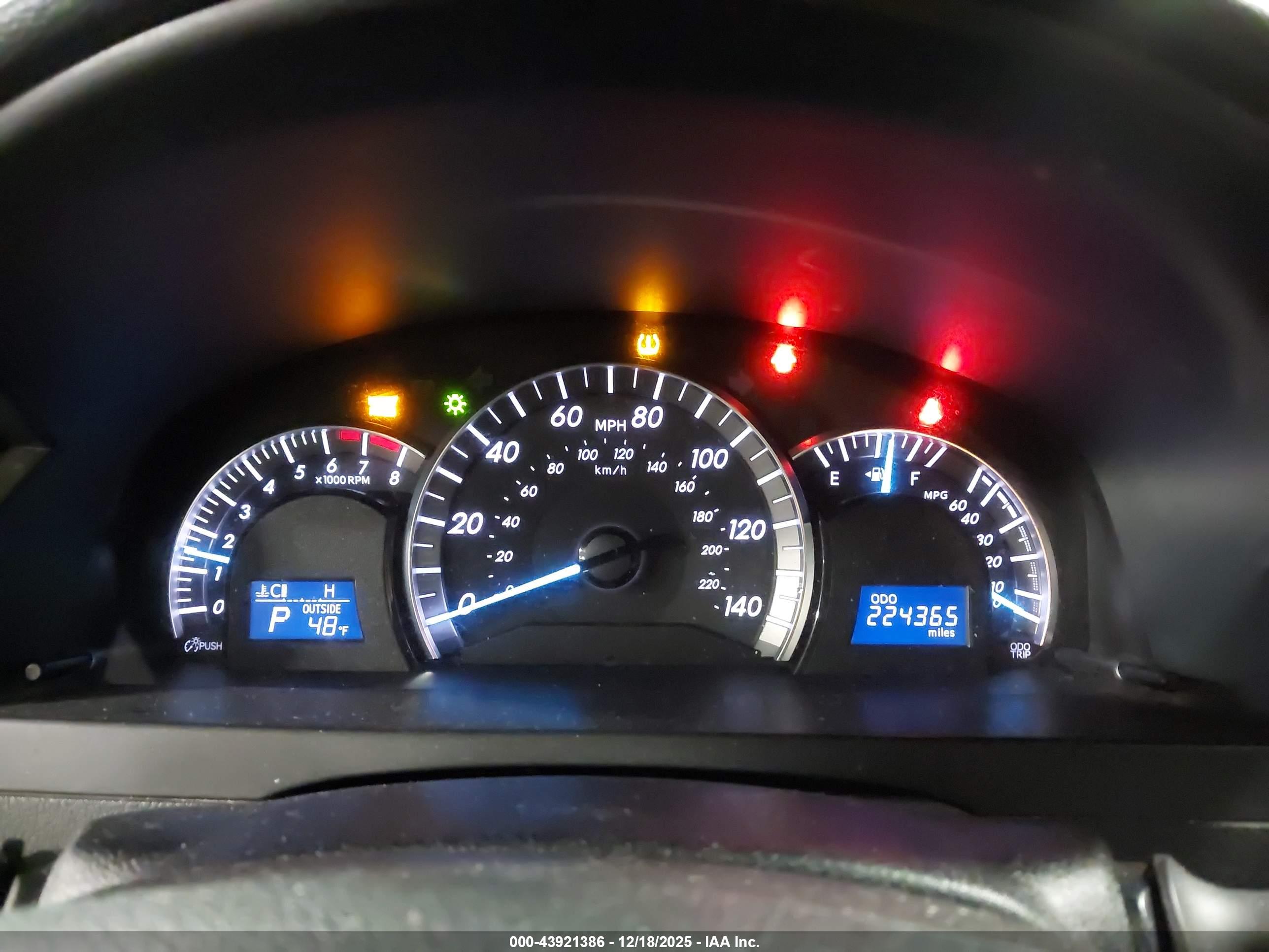 TOYOTA CAMRY image 7