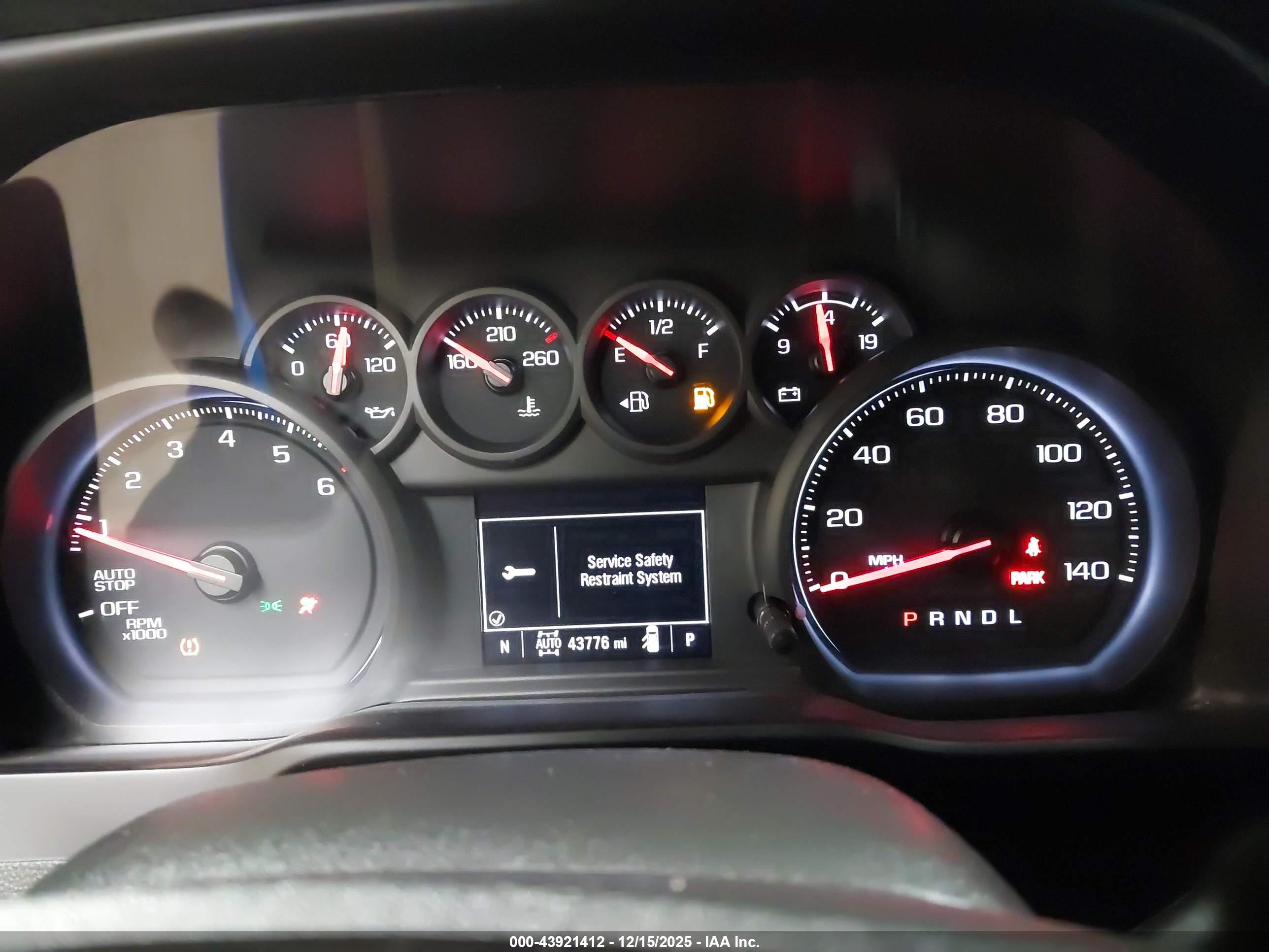 CHEVROLET SILVERADO image 7