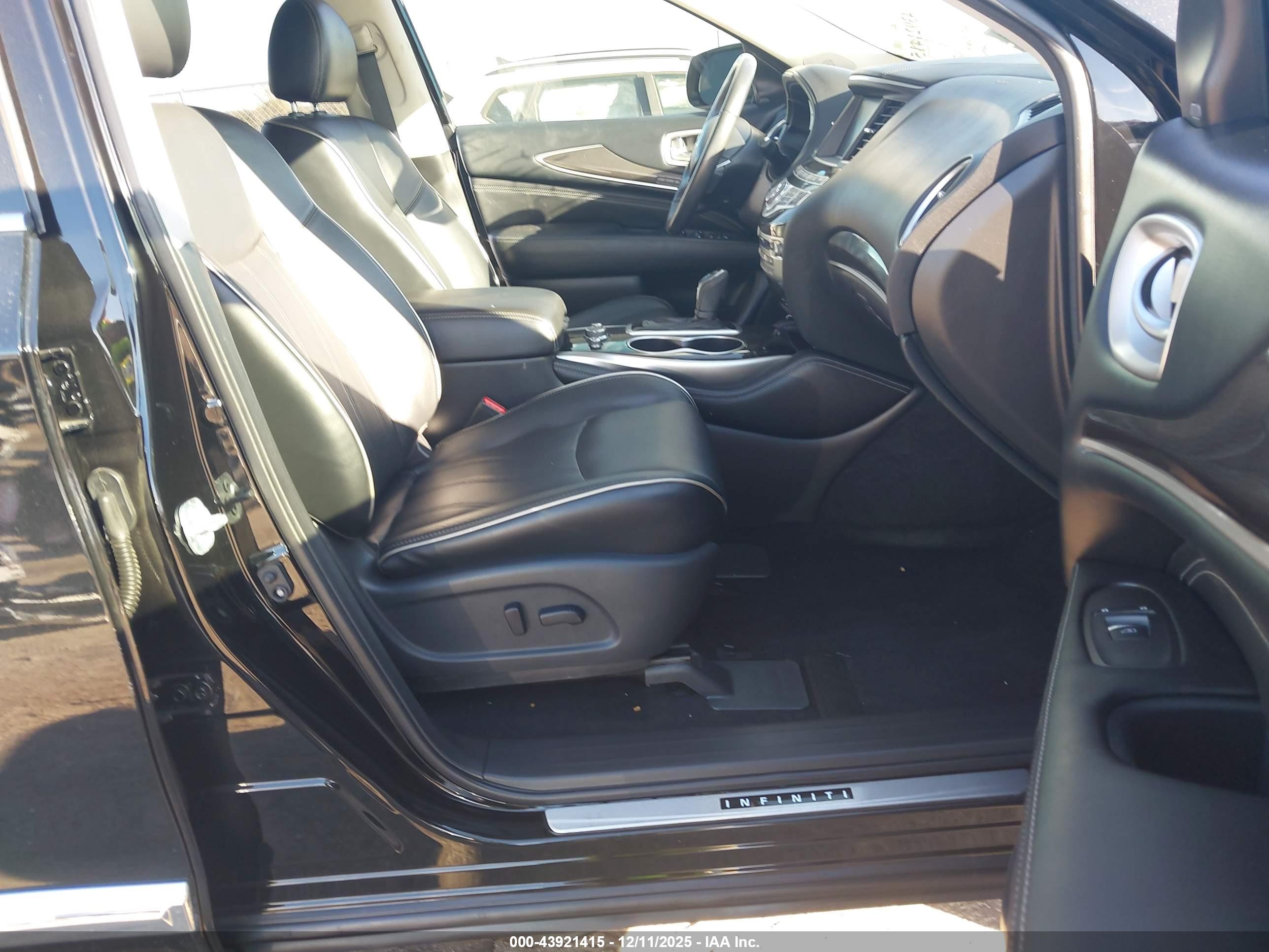 INFINITI QX60 image 5