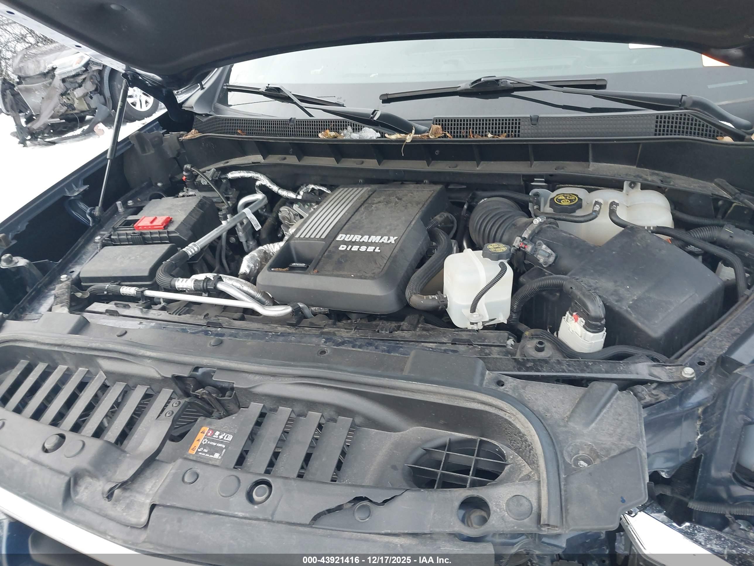 CHEVROLET SILVERADO image 10