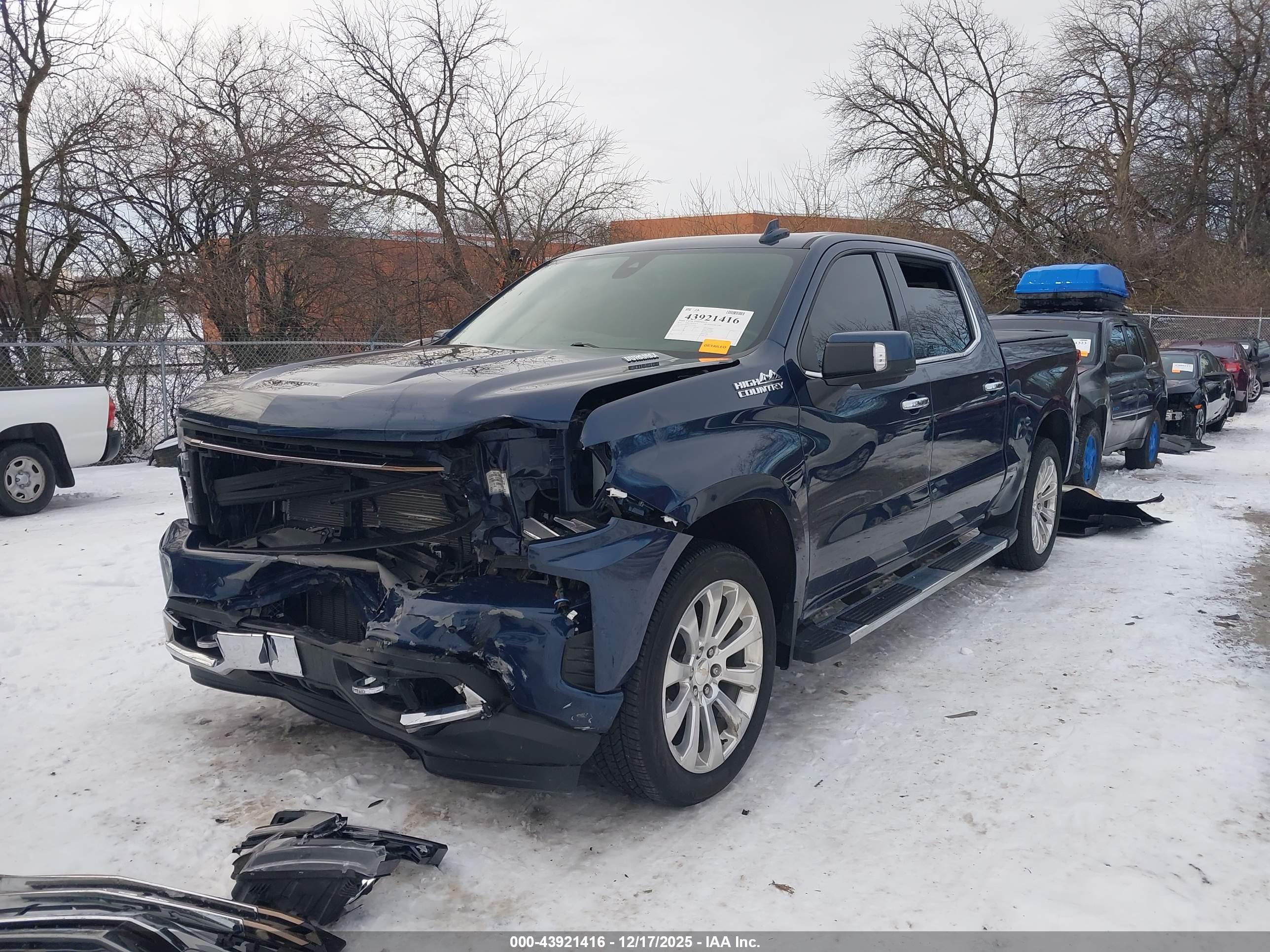 CHEVROLET SILVERADO image 2