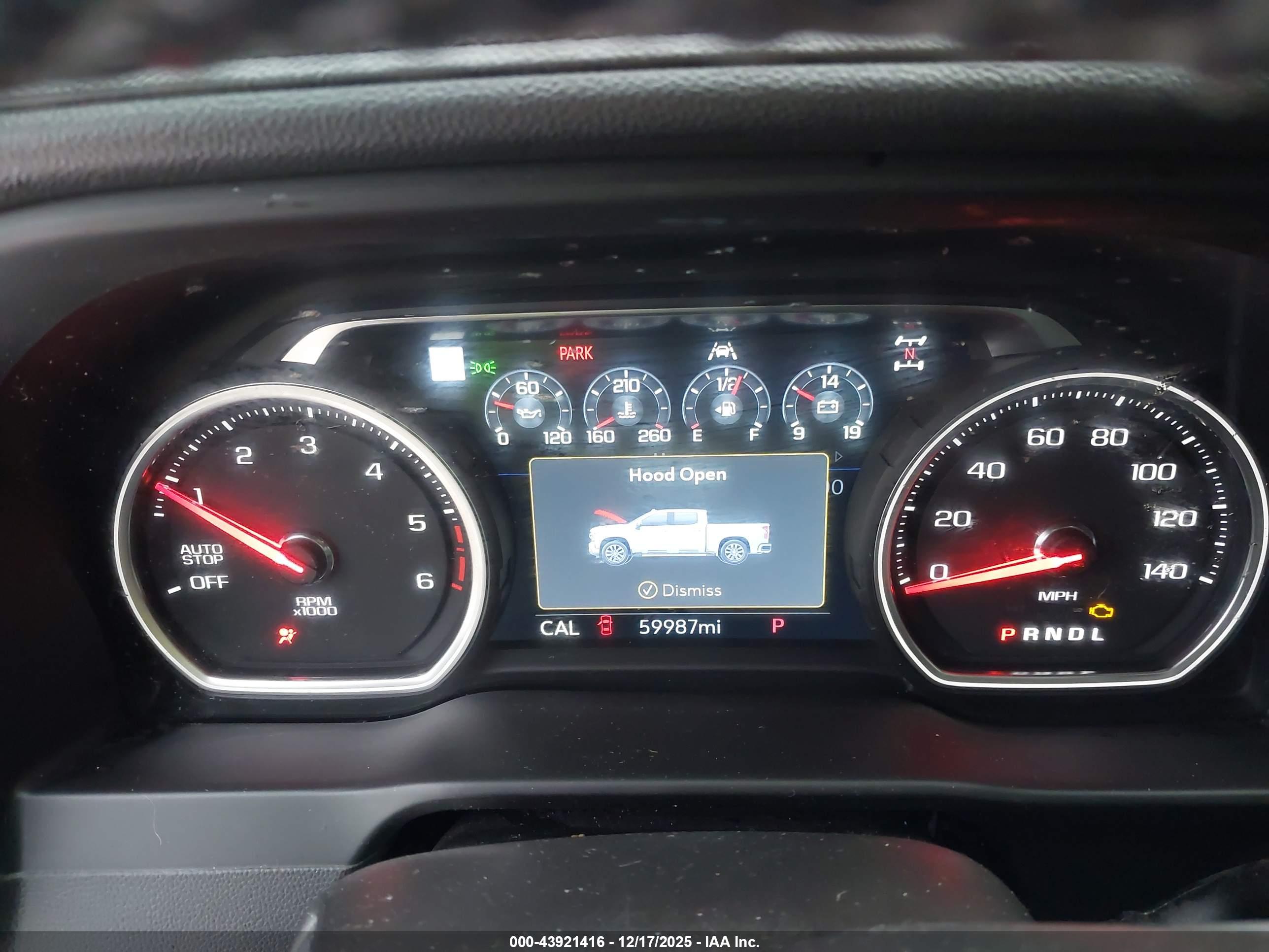 CHEVROLET SILVERADO image 7