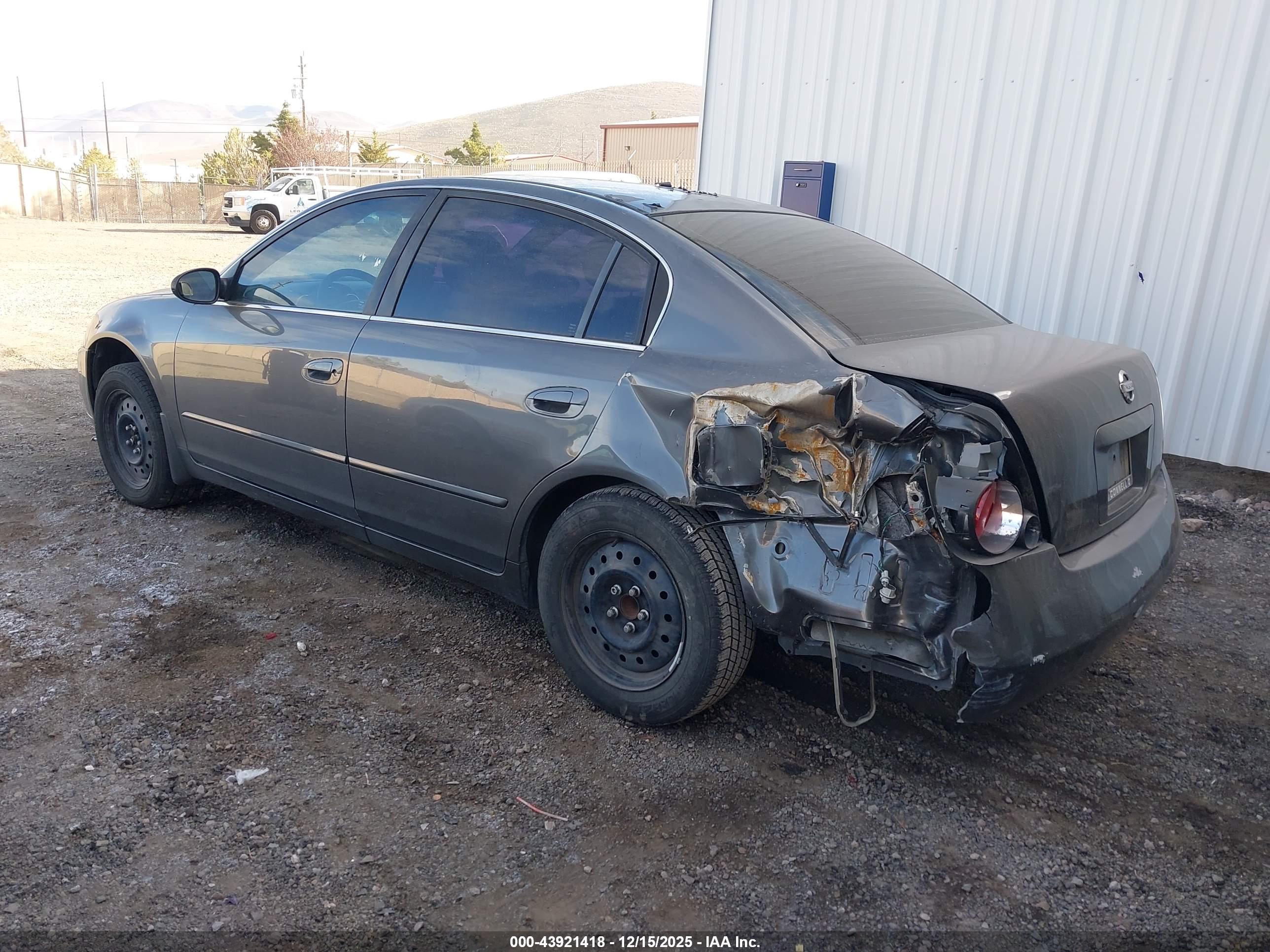 NISSAN ALTIMA image 3
