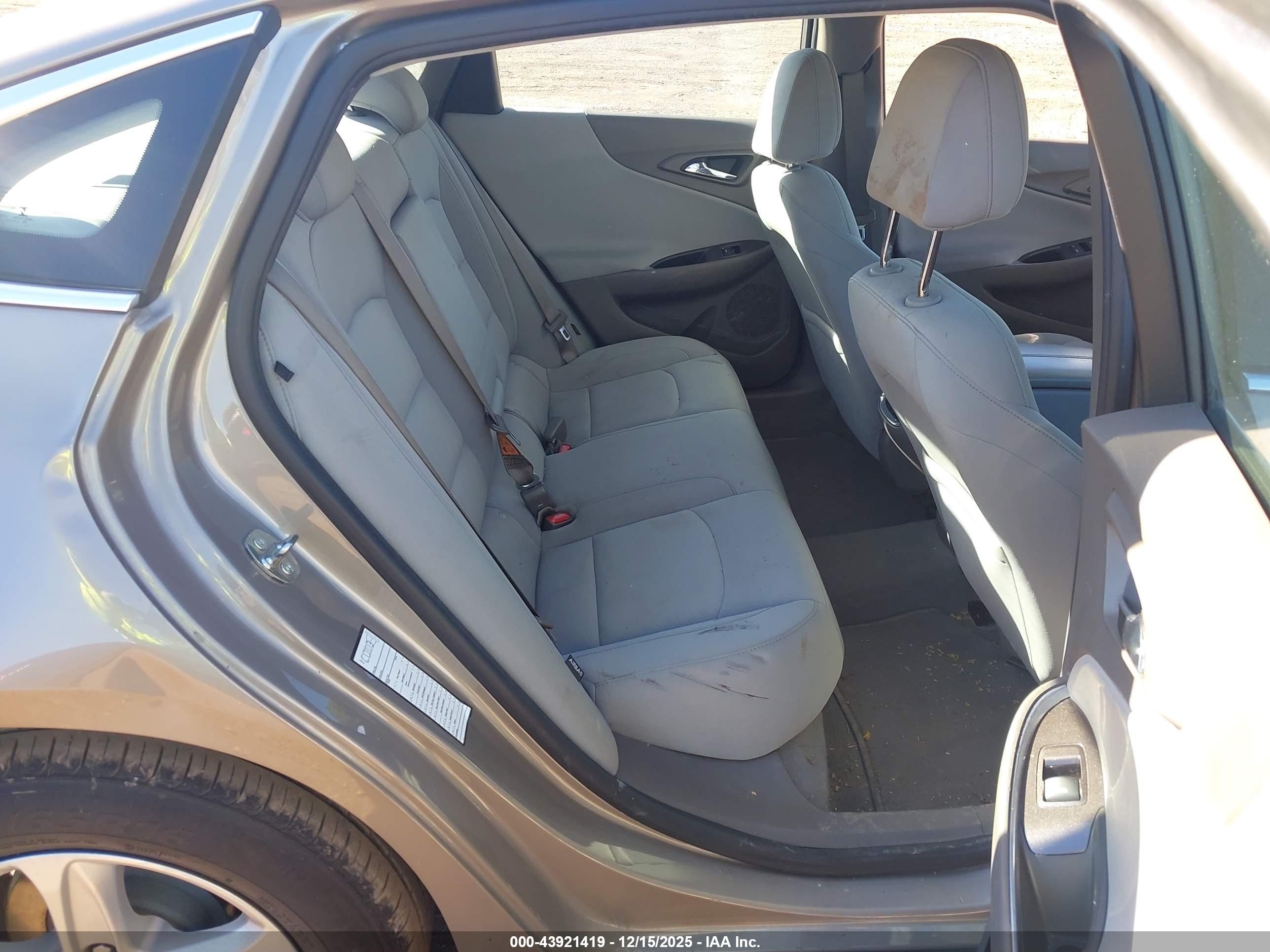 CHEVROLET MALIBU image 8