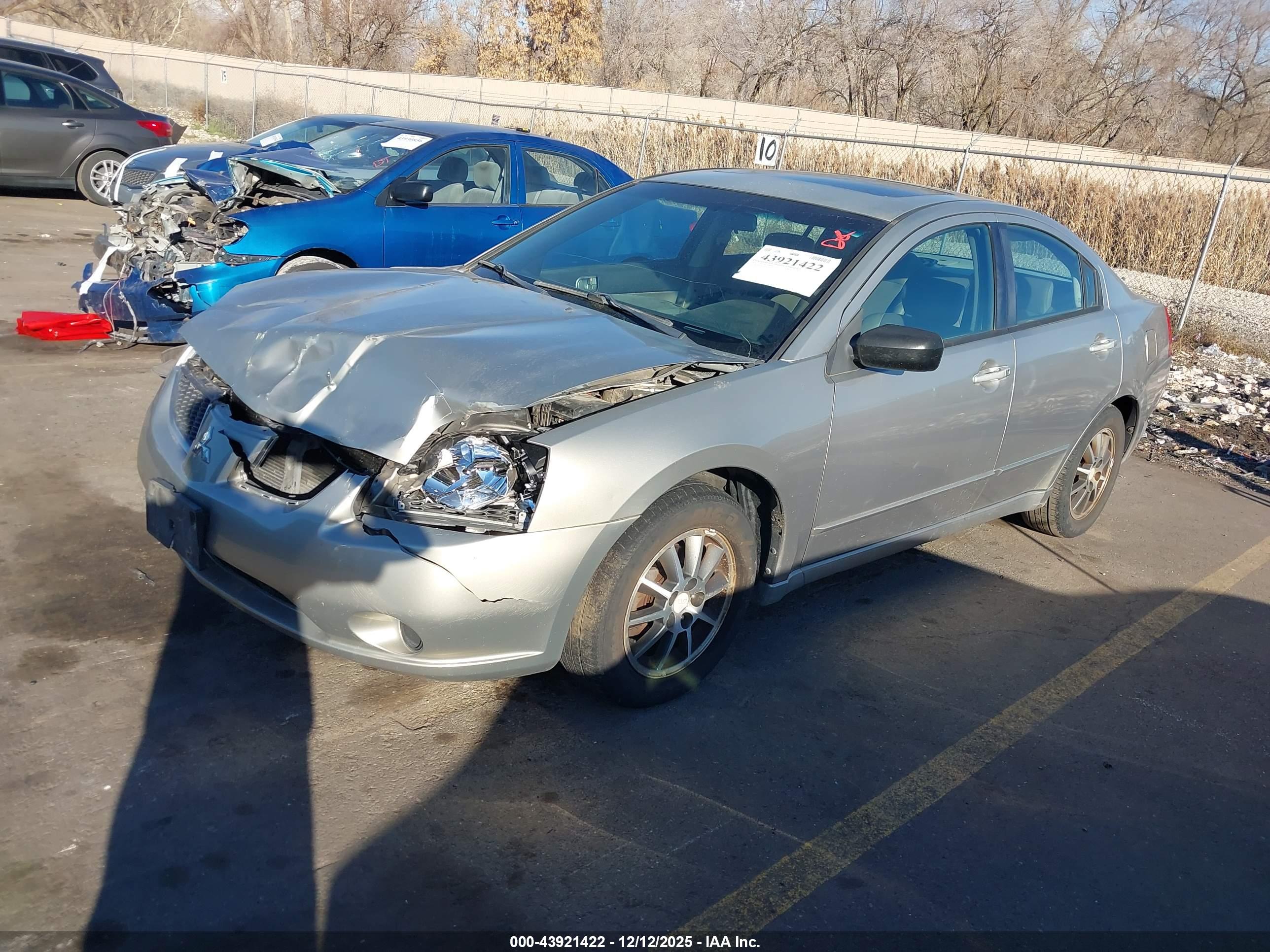 MITSUBISHI GALANT image 2