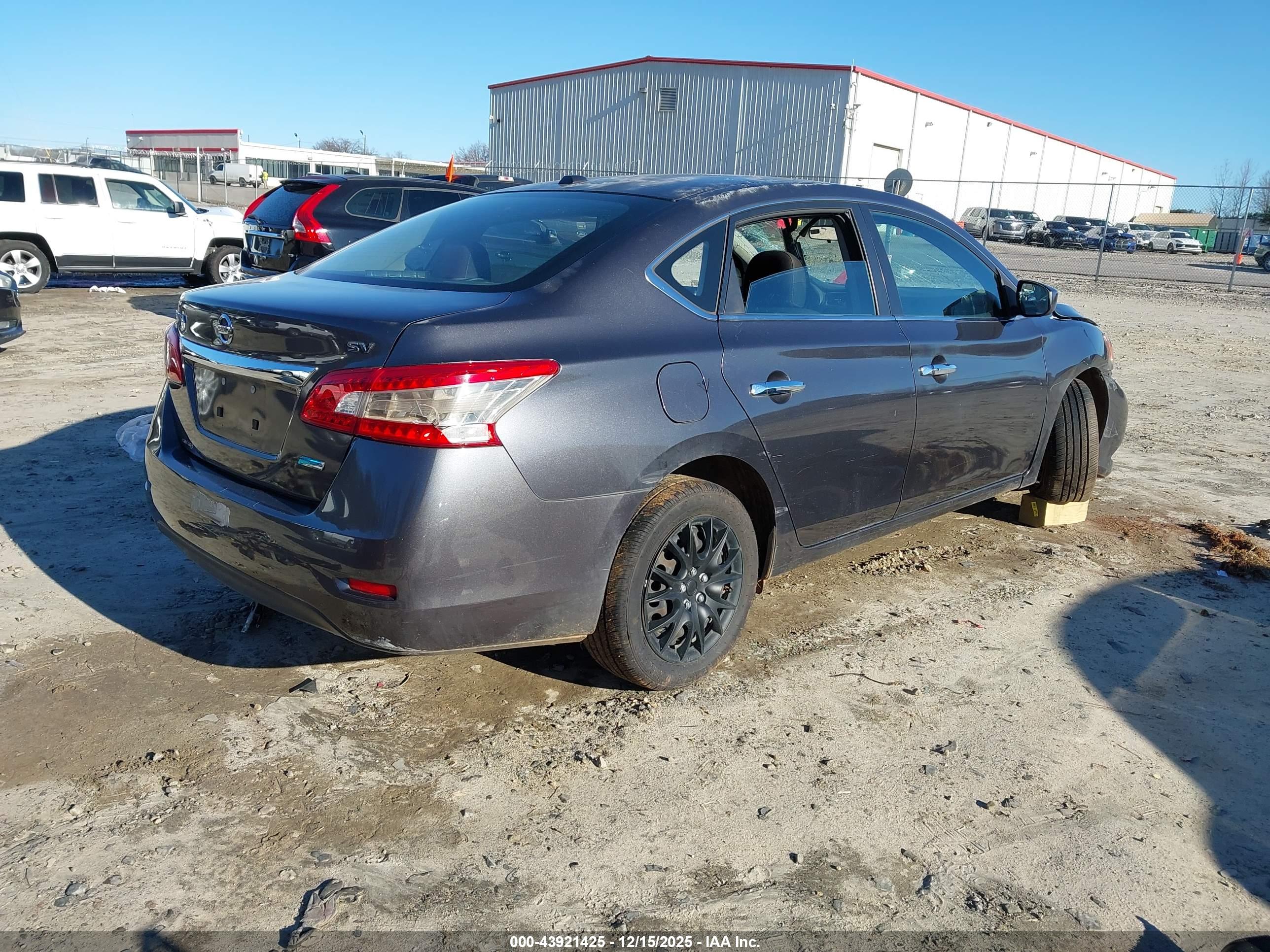 NISSAN SENTRA image 4