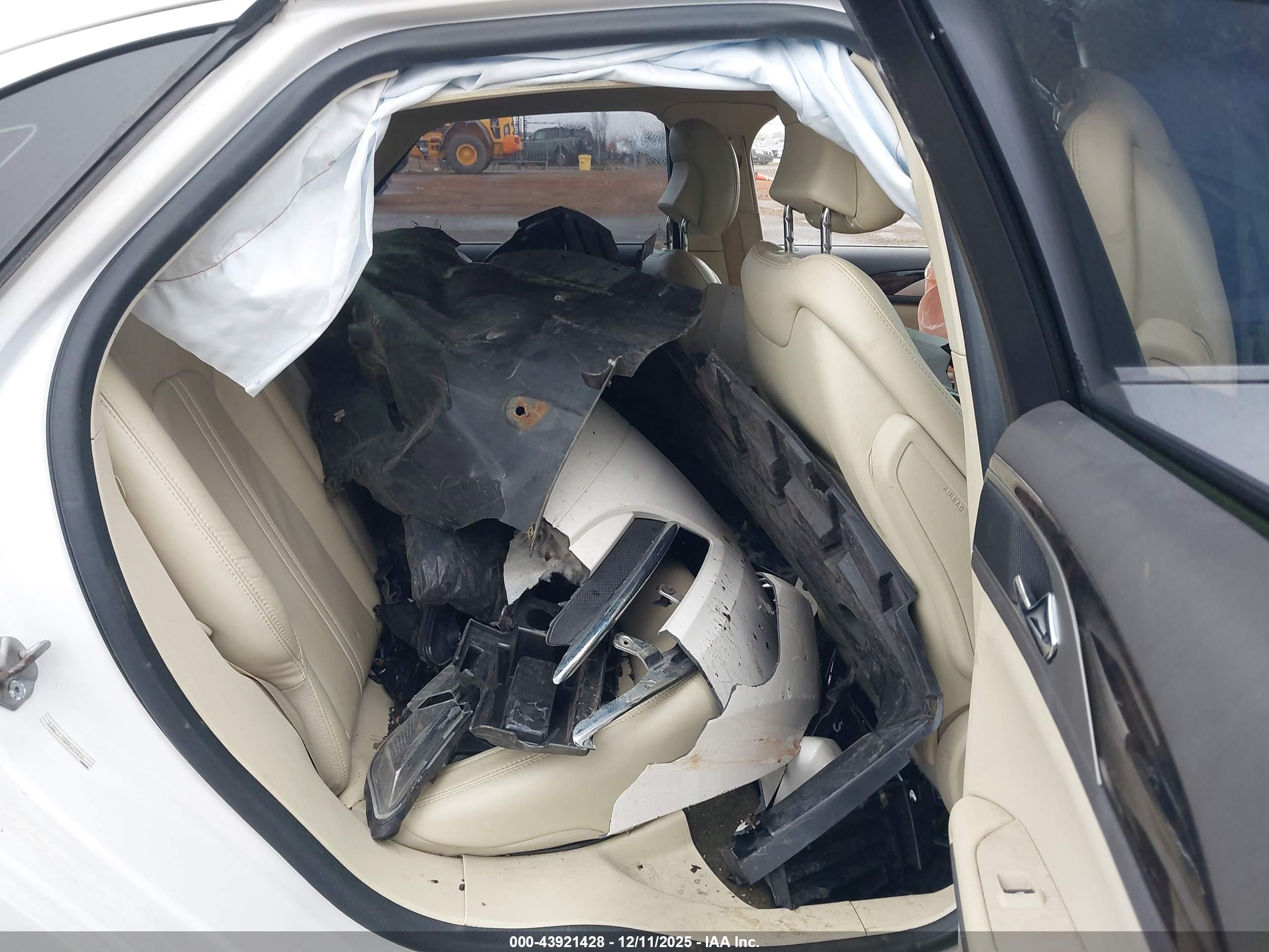 LINCOLN MKZ image 8