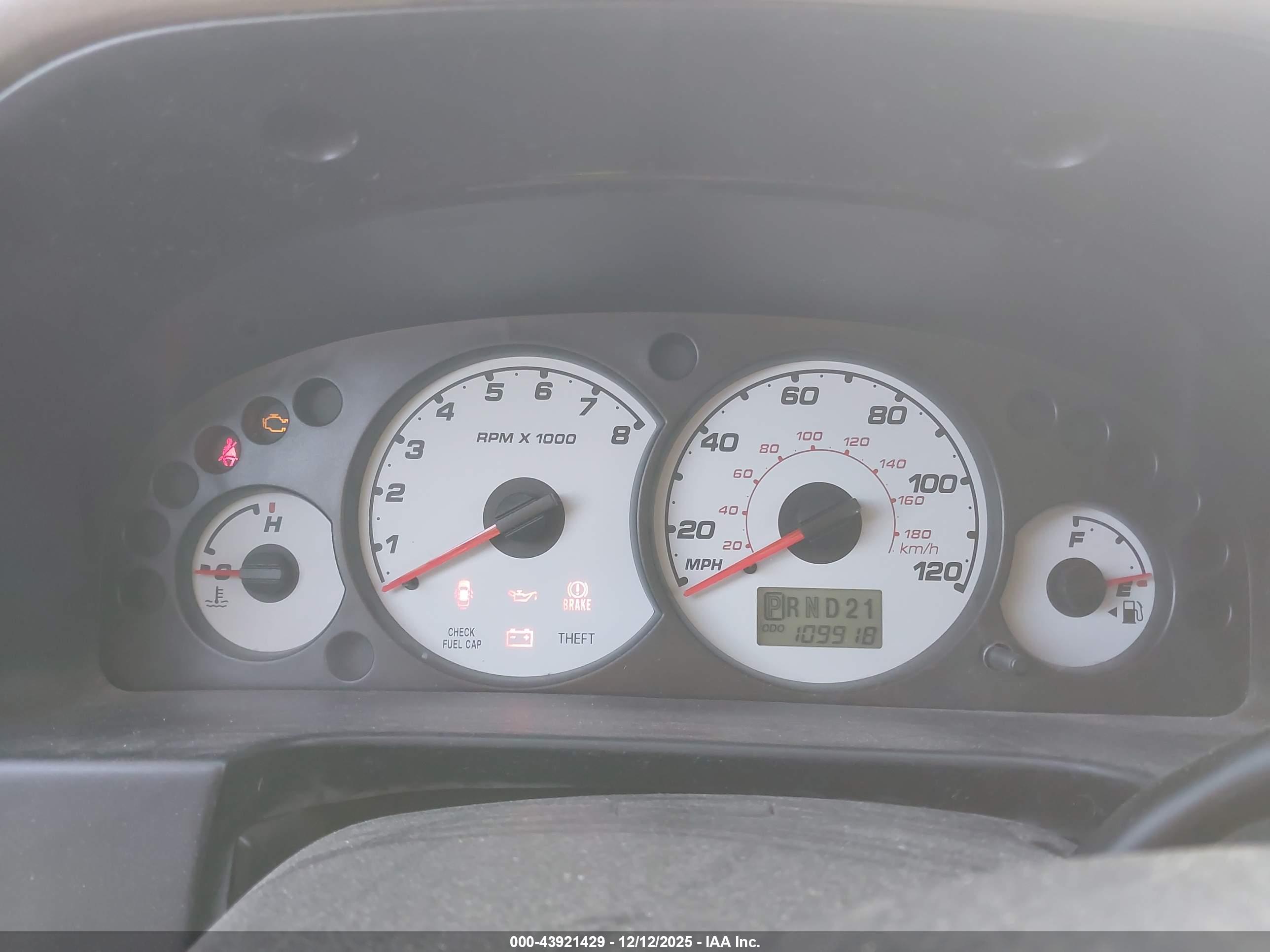 FORD ESCAPE image 7