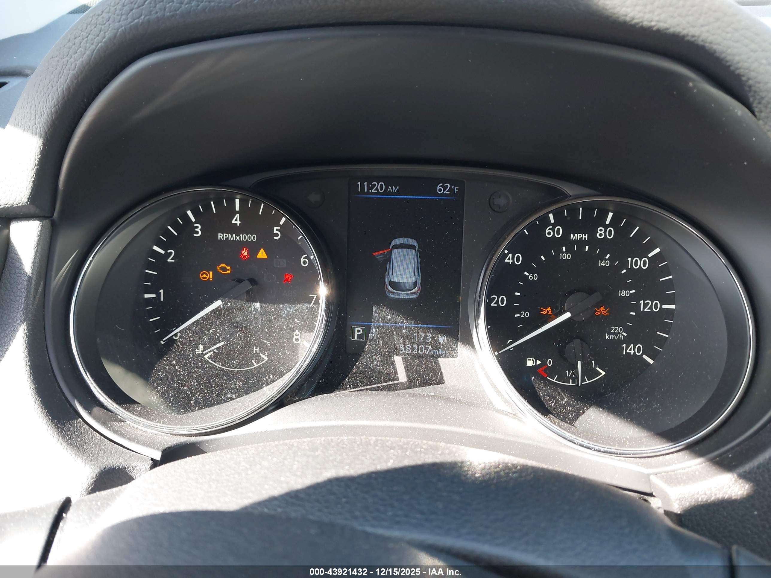 NISSAN ROGUE image 7
