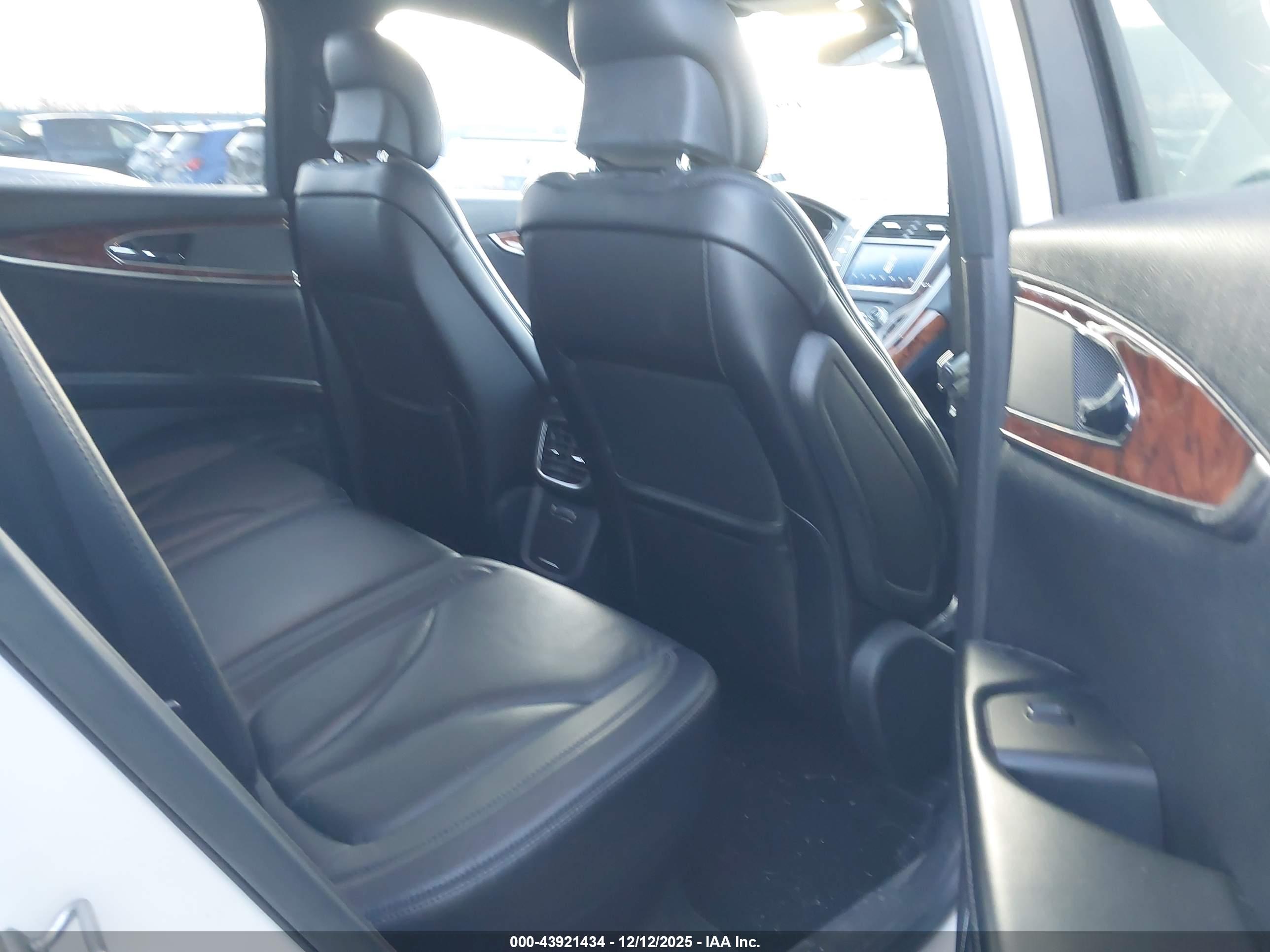 LINCOLN MKX image 8