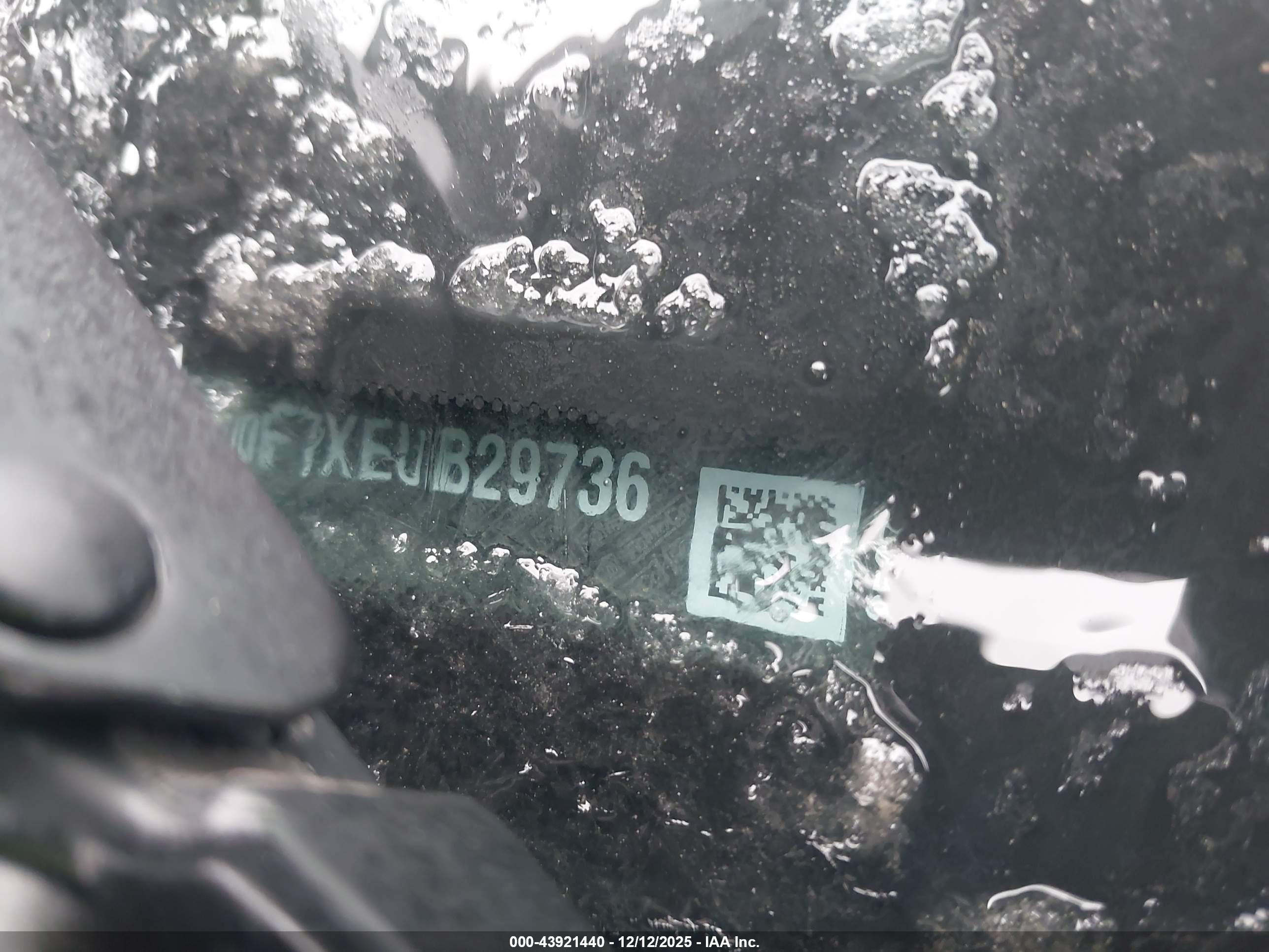 FORD ESCAPE image 9