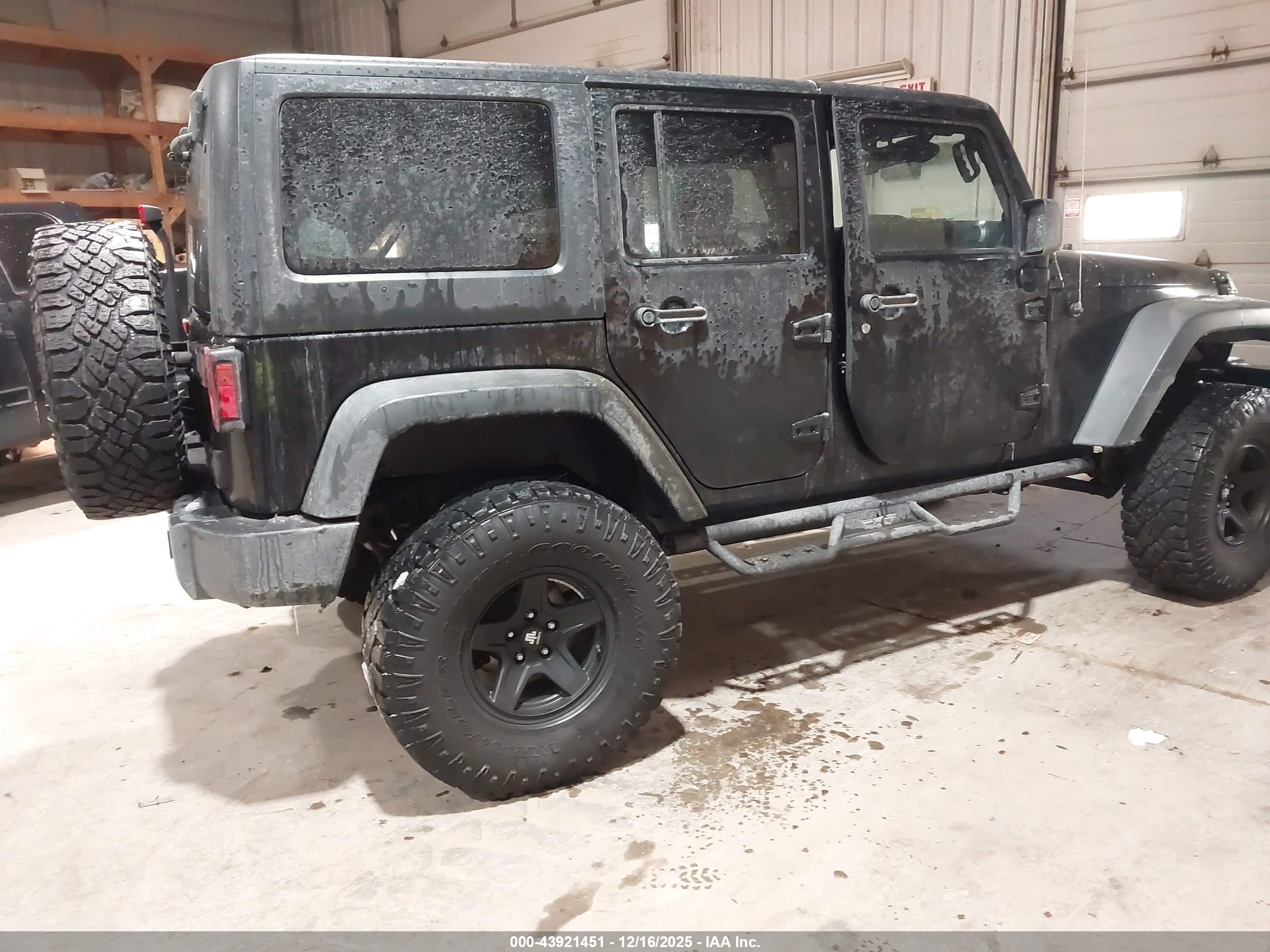 JEEP WRANGLER image 4