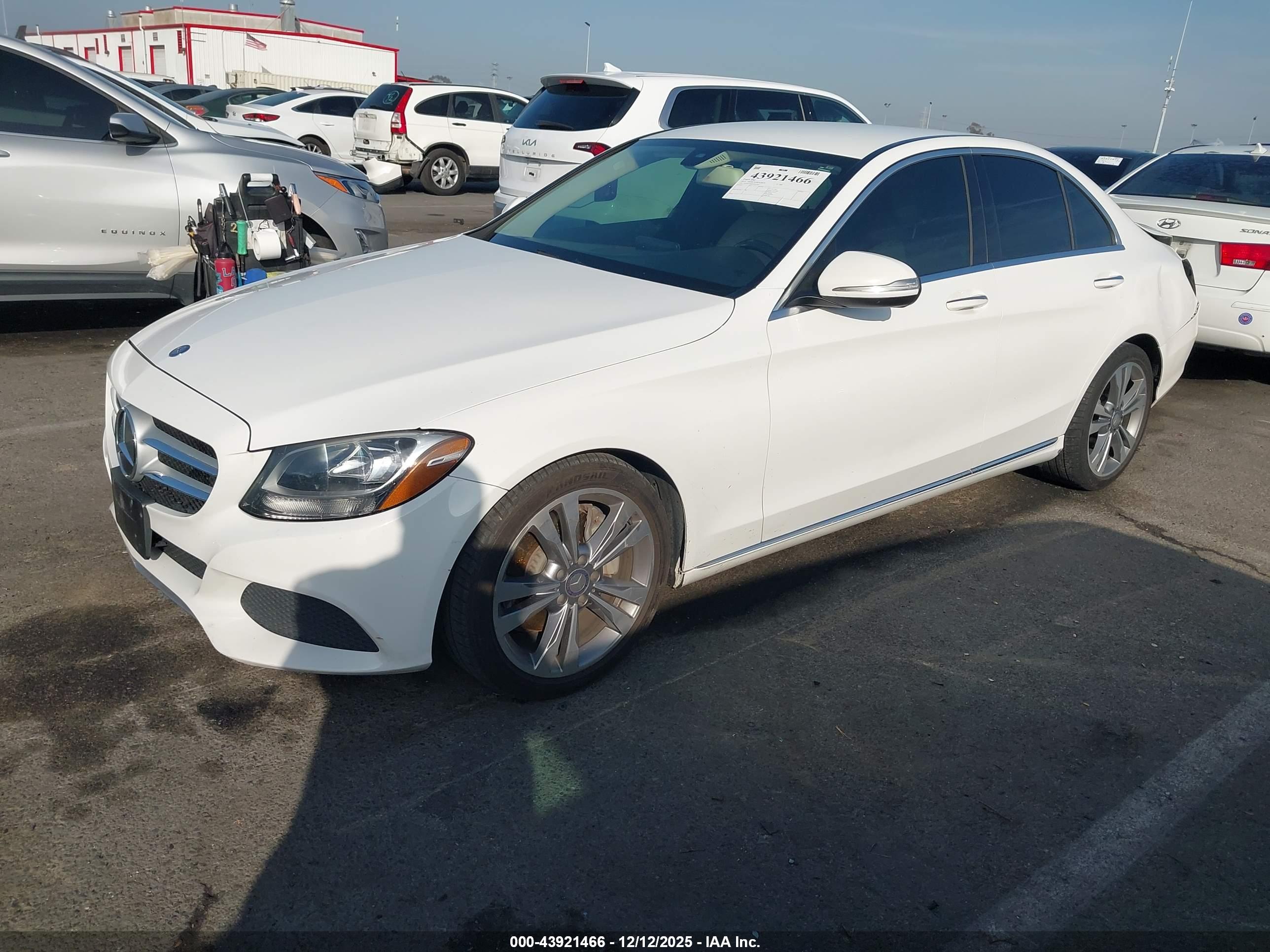 MERCEDES-BENZ C image 2