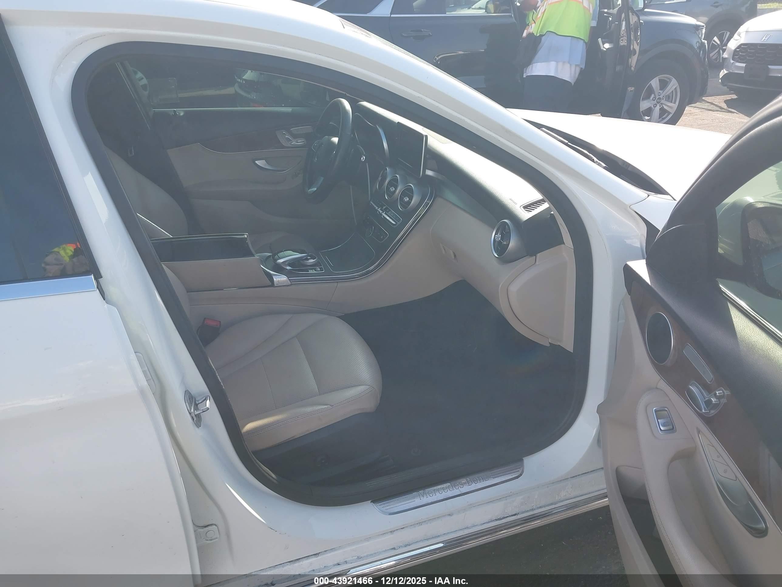 MERCEDES-BENZ C image 5