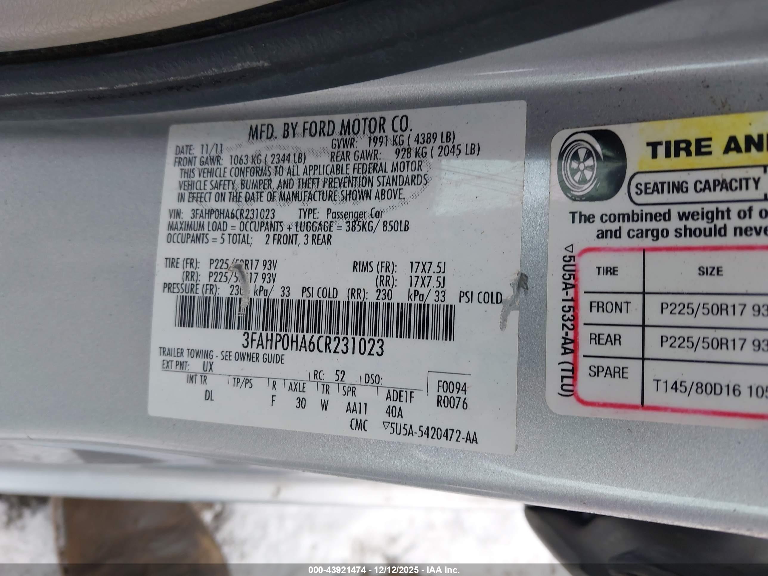 FORD FUSION image 9