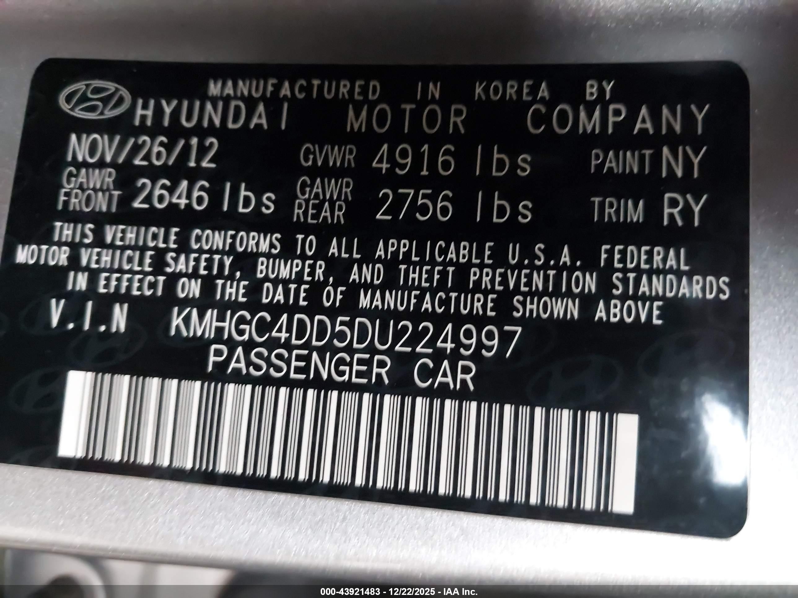 HYUNDAI GENESIS image 9