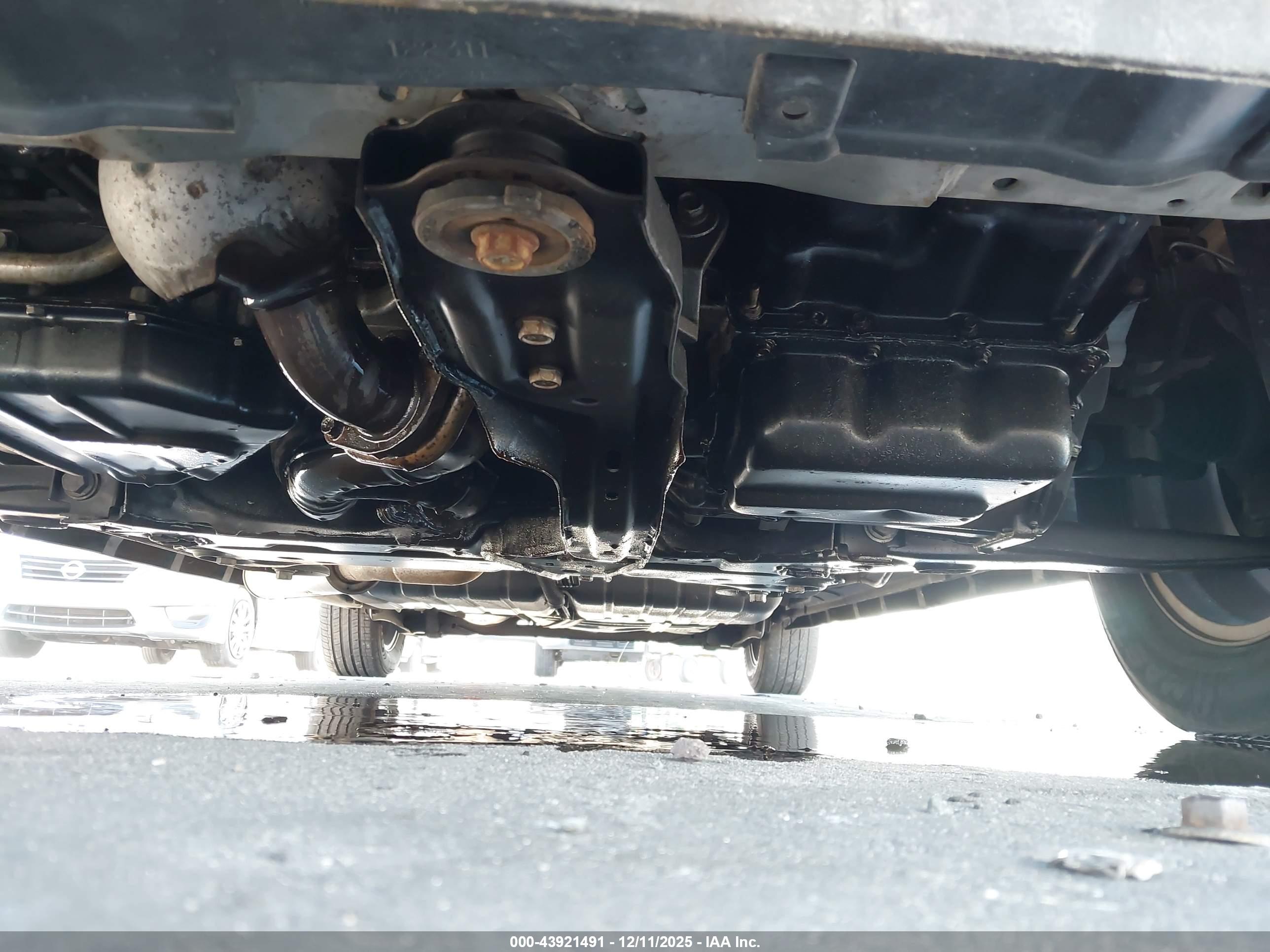 CHRYSLER TOWN image 6