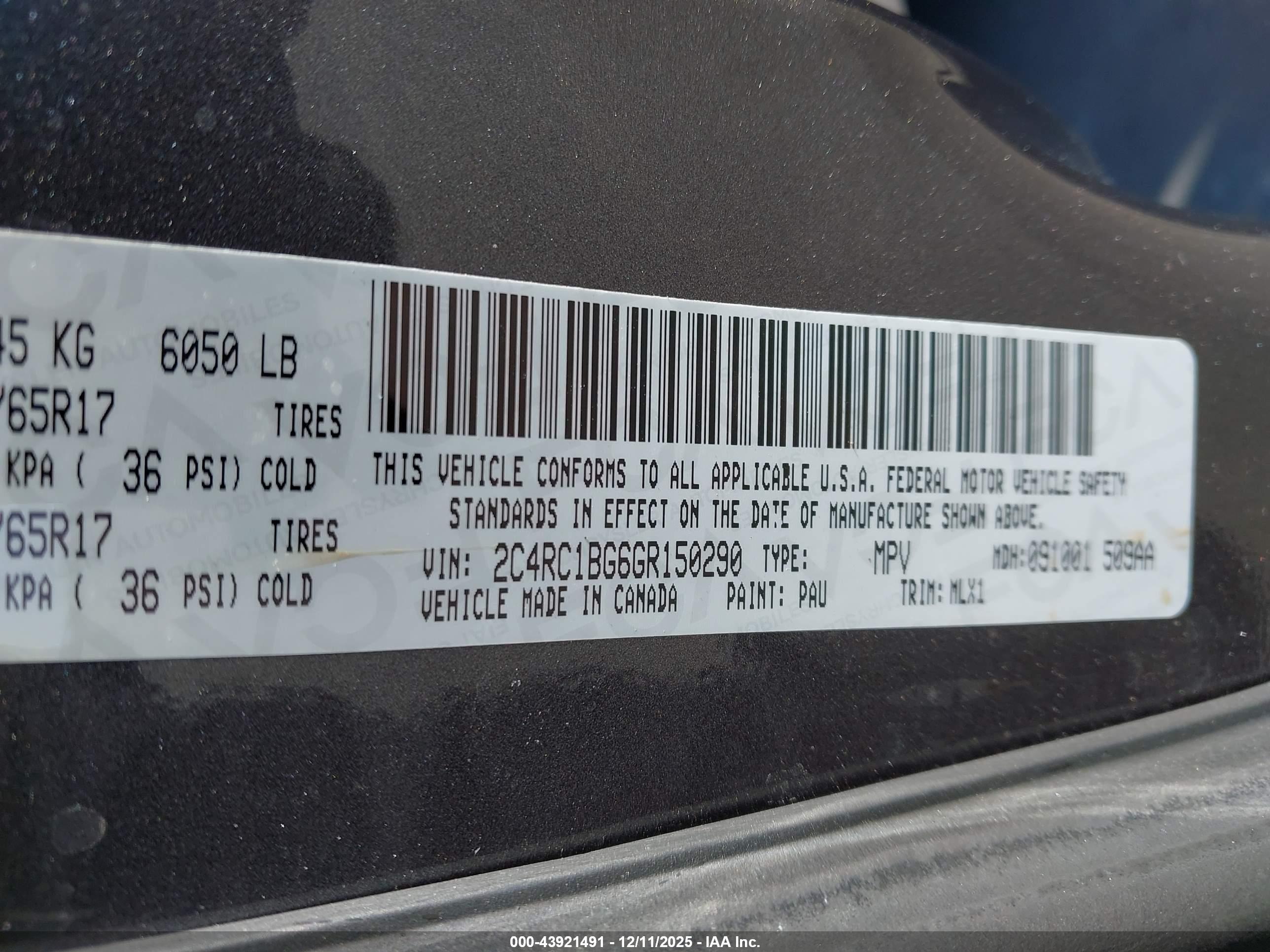 CHRYSLER TOWN image 9