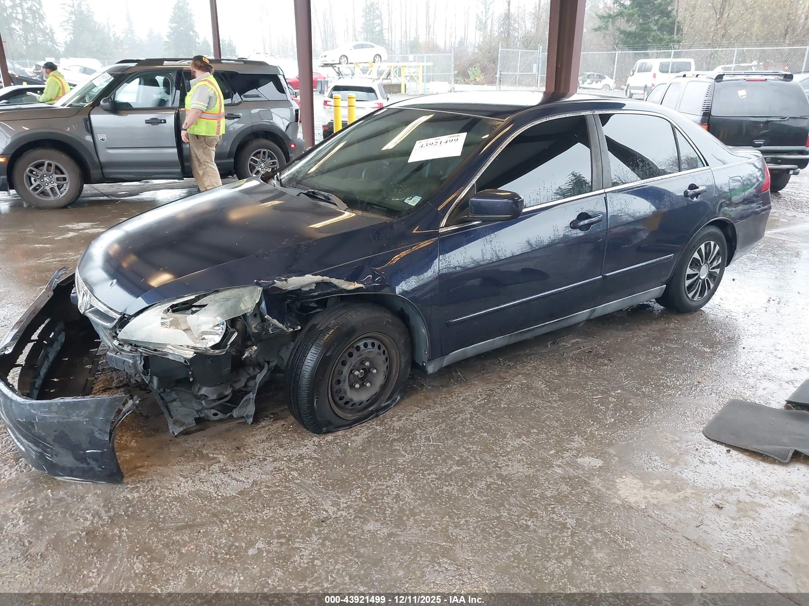 HONDA ACCORD image 2