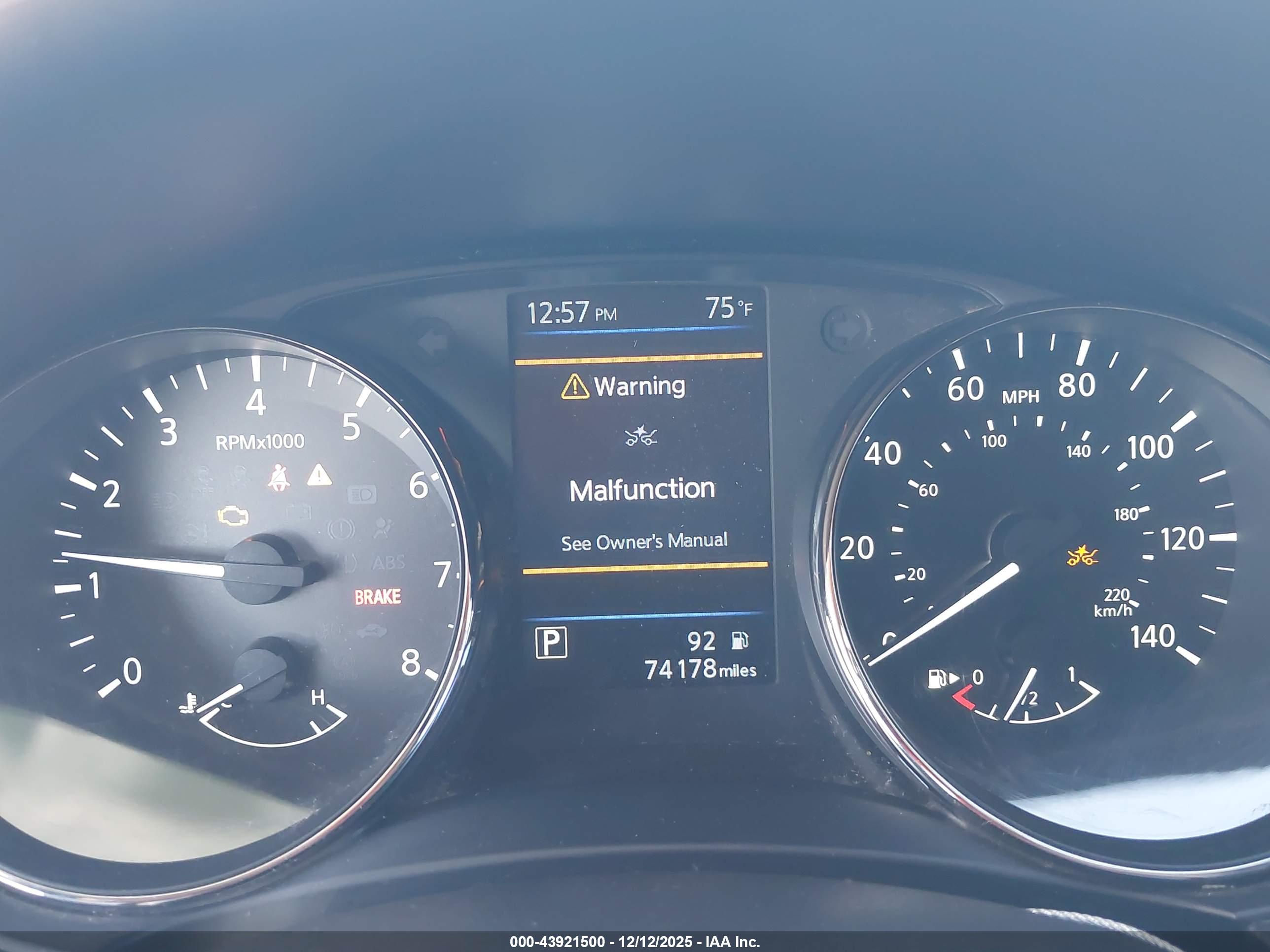 NISSAN ROGUE image 7