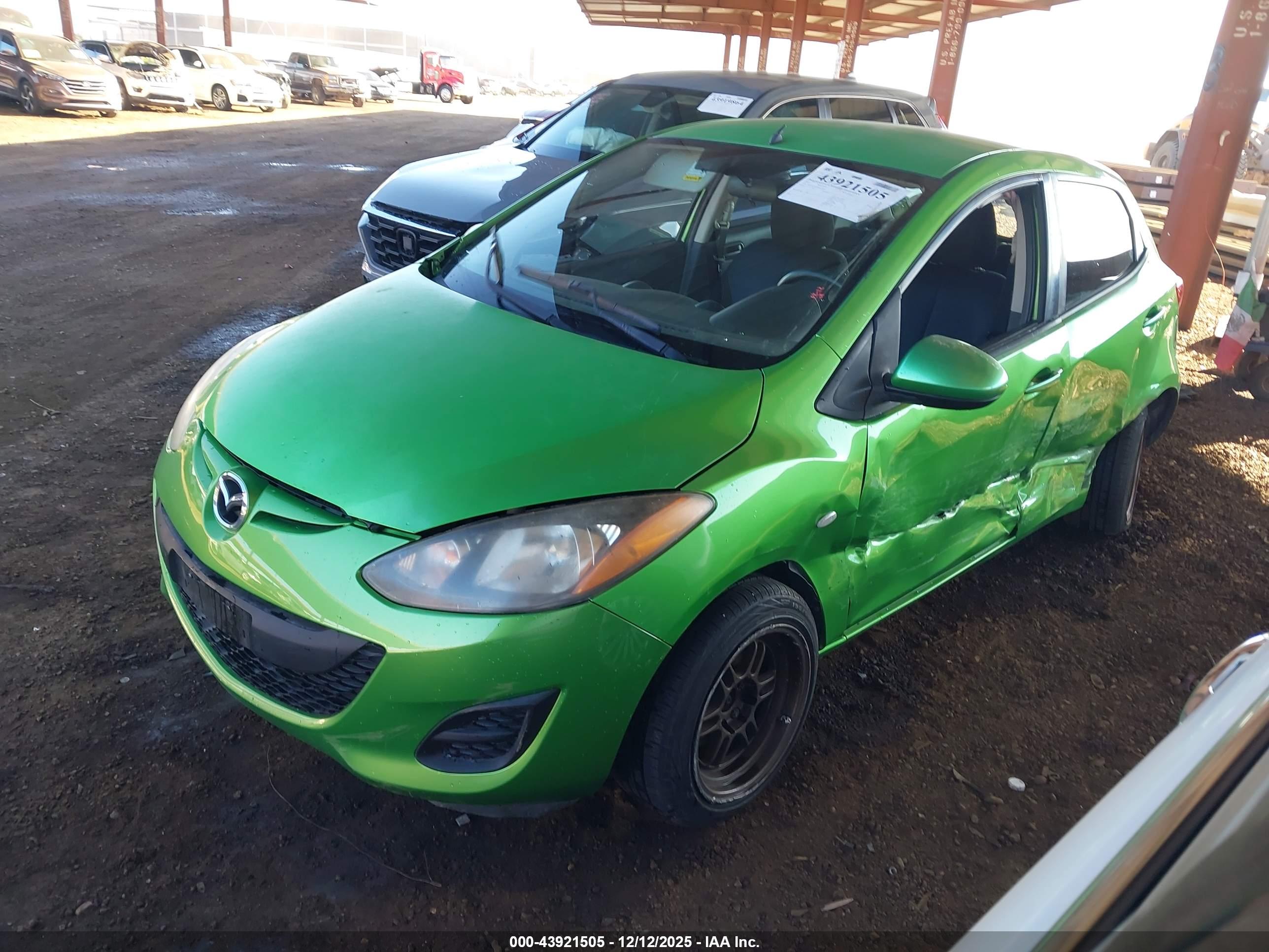 MAZDA MAZDA2 image 2
