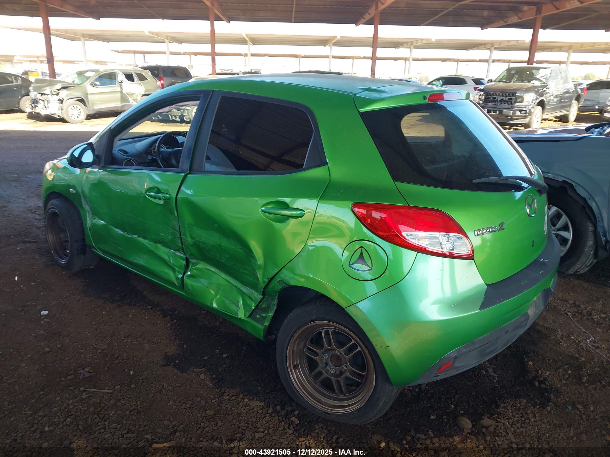 MAZDA MAZDA2 image 3