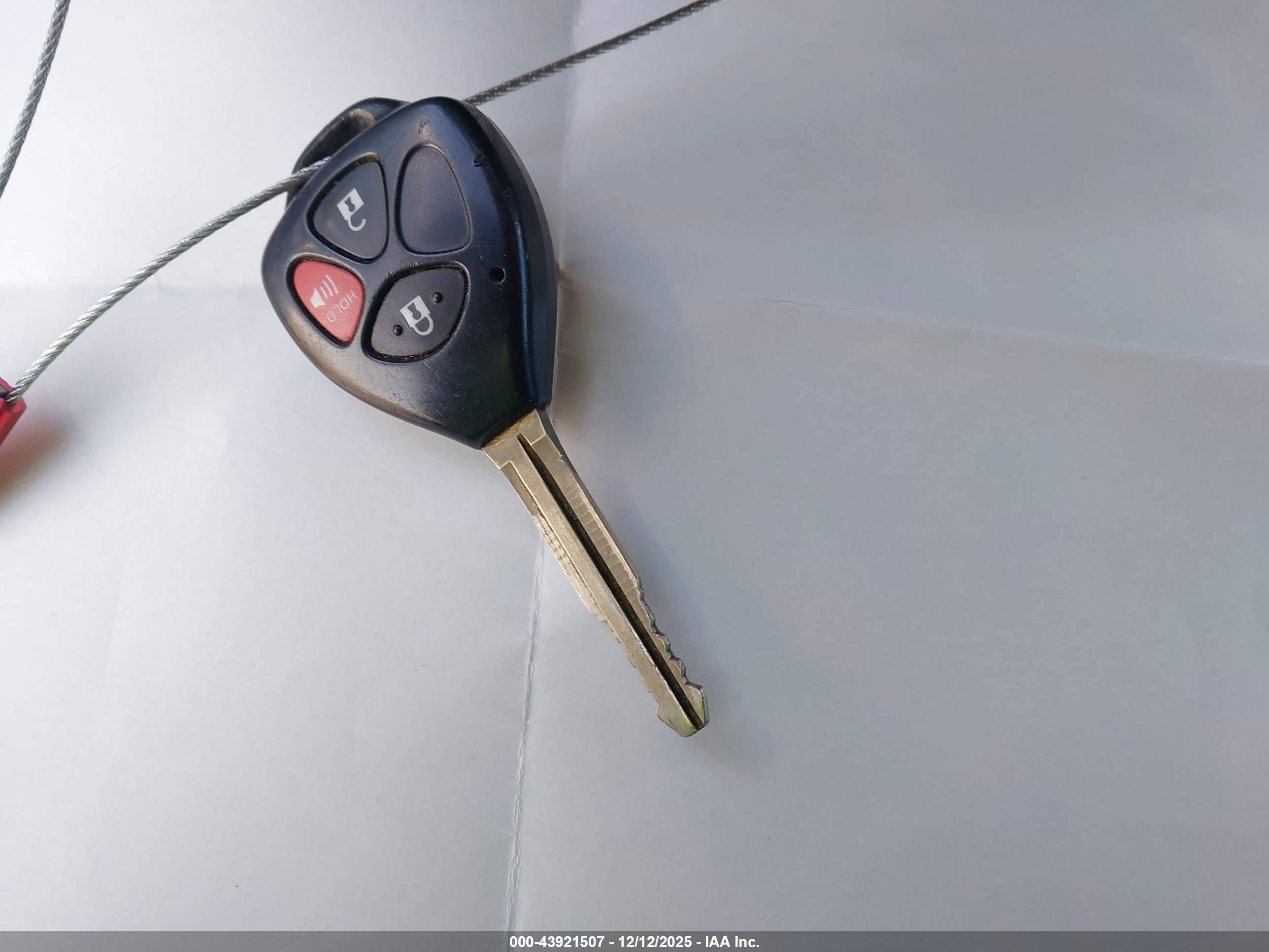 TOYOTA 4RUNNER image 11