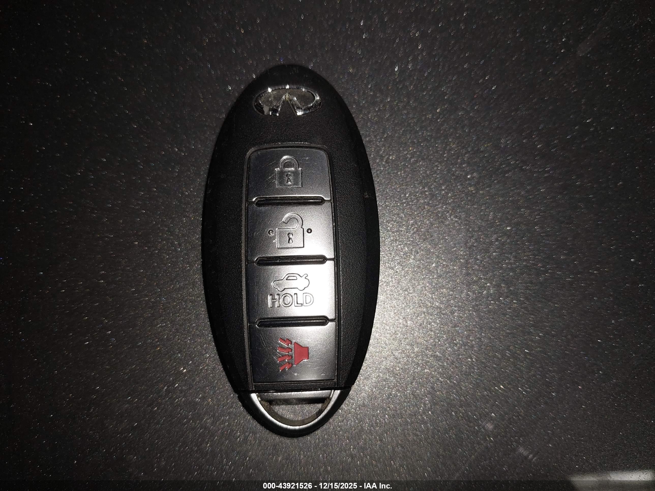 INFINITI Q70L image 11